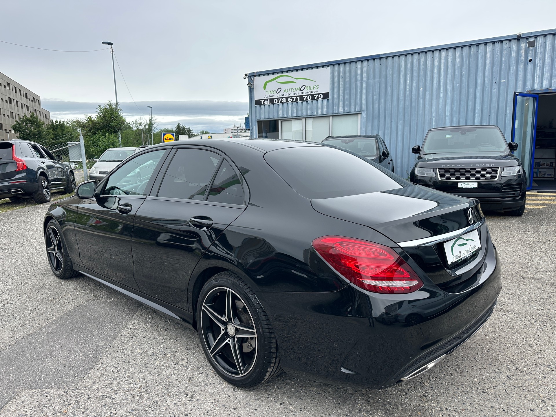 MERCEDES-BENZ C 300 AMG Line 7G-Tronic-image-4