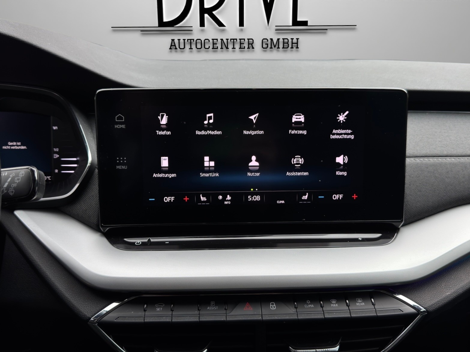 SKODA Octavia Combi 2.0 TDI DSG Style-image-15