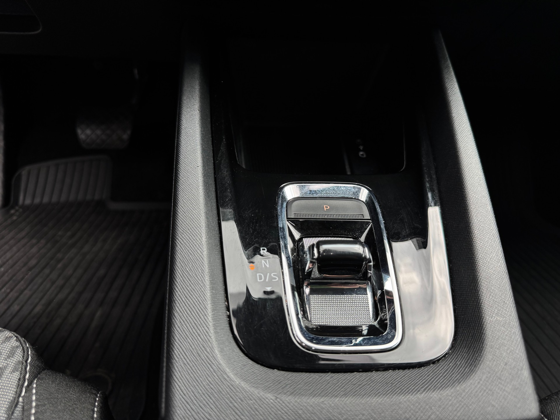 SKODA Octavia Combi 2.0 TDI DSG Style-image-17