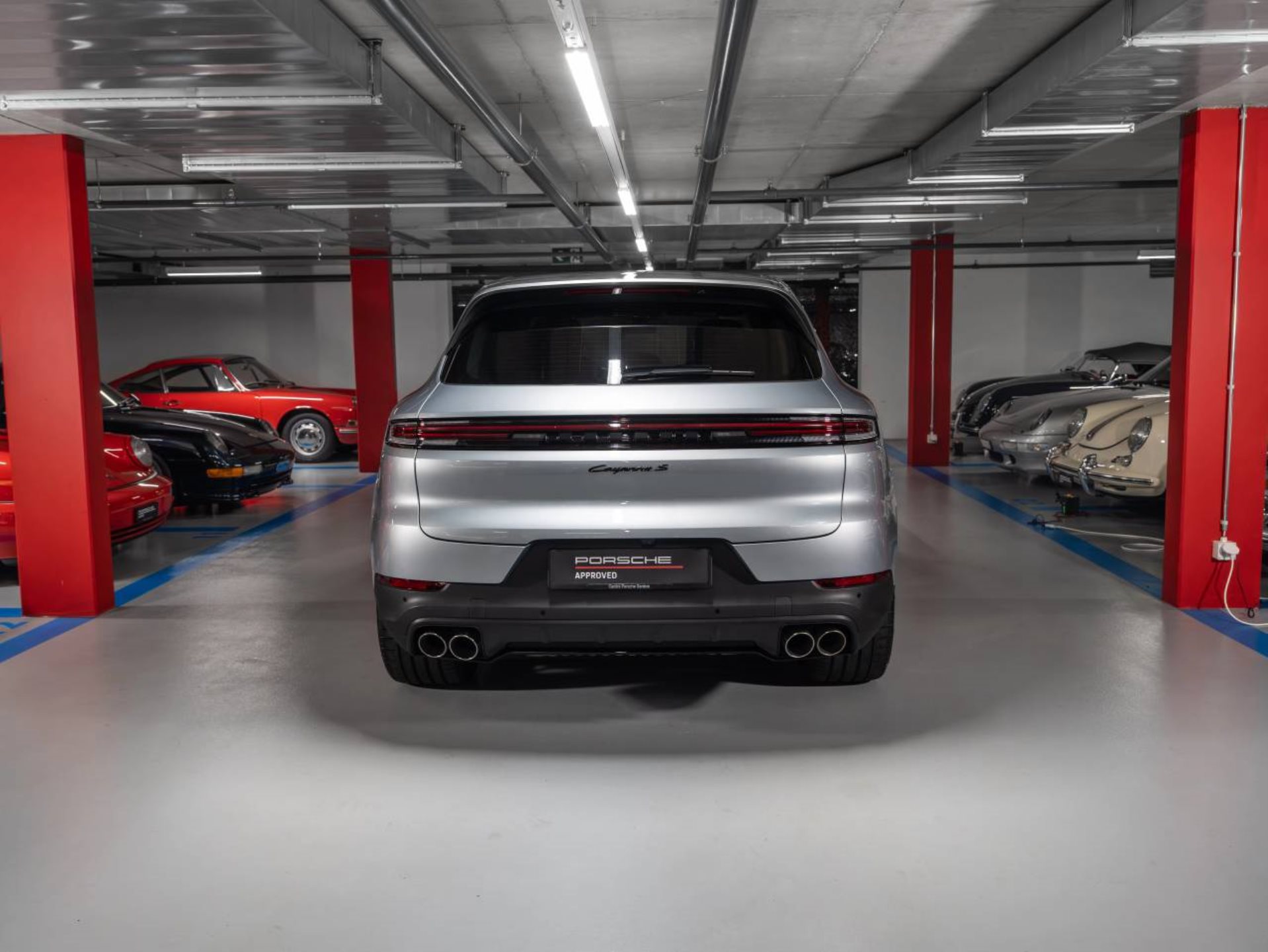 PORSCHE Cayenne S E-Hybrid-image-5