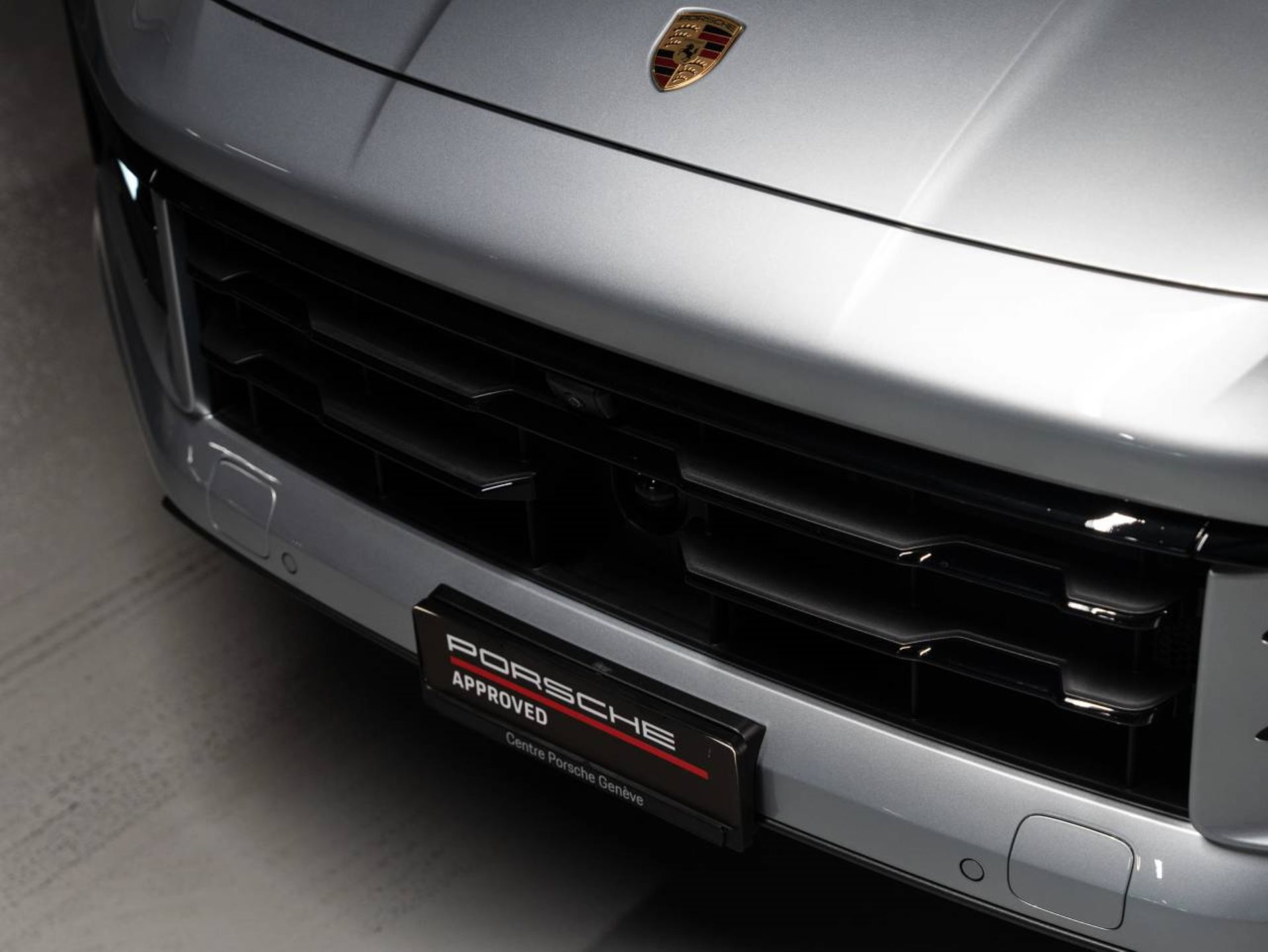 PORSCHE Cayenne S E-Hybrid-image-21