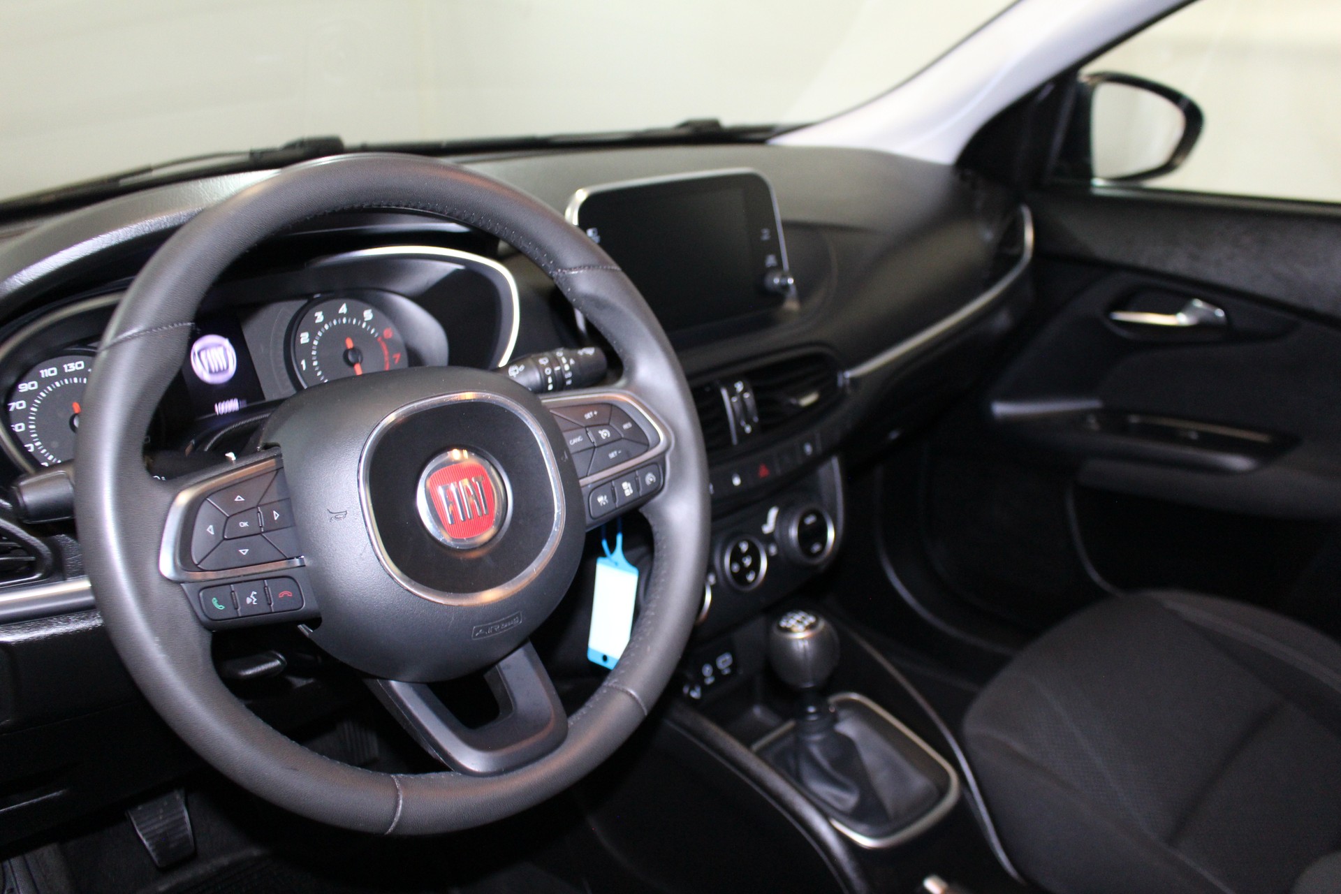 FIAT Tipo 1.4 T-Jet Lounge-image-11