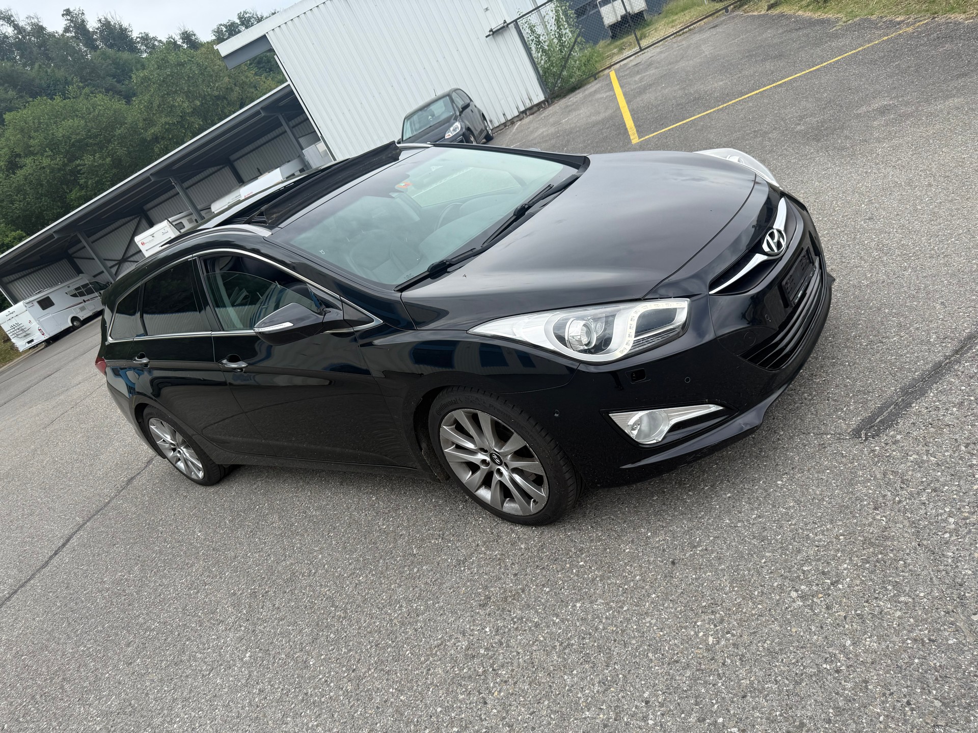 HYUNDAI i40 Wagon 1.7 CRDI Style Automatic-image-2
