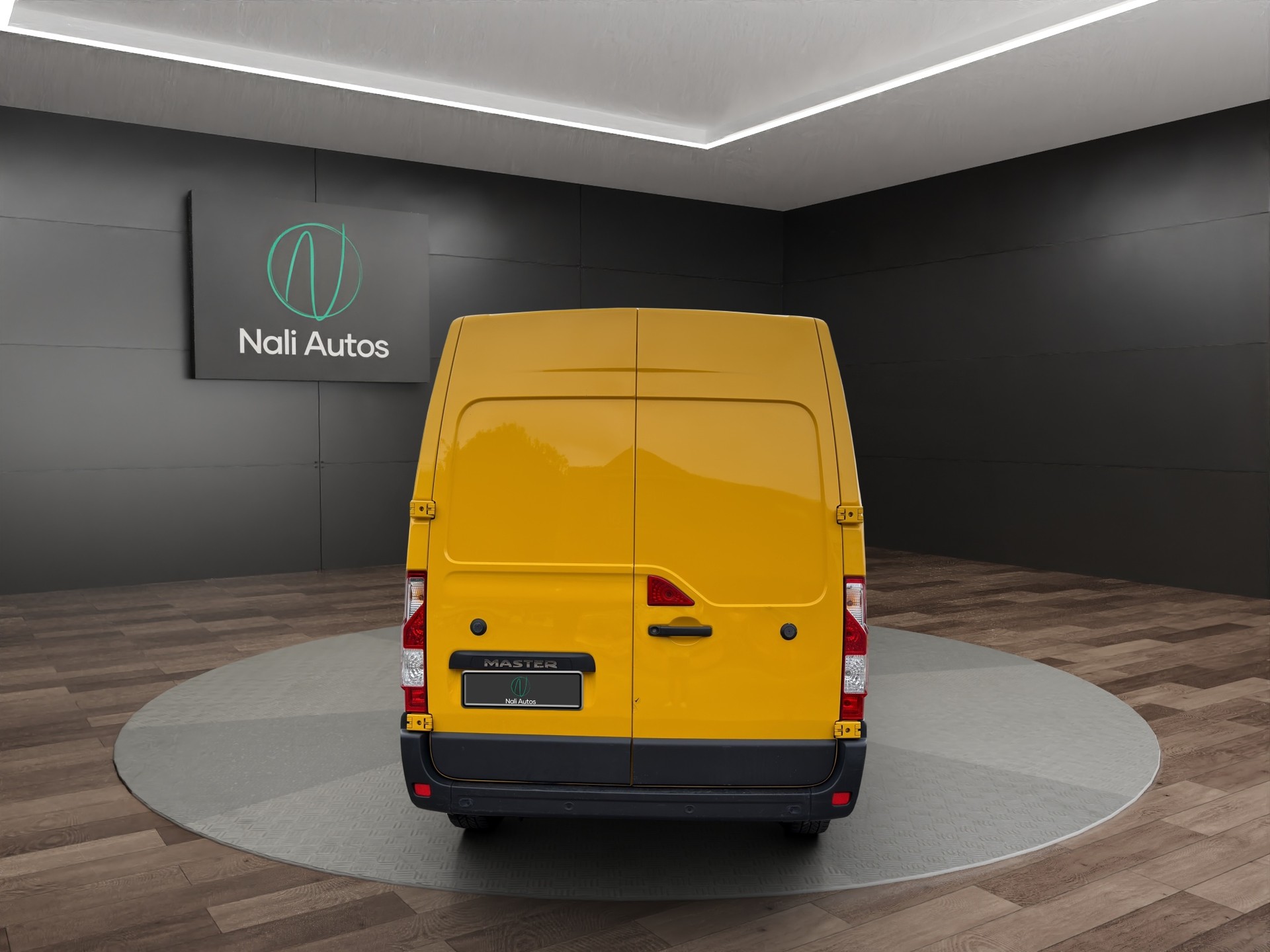 RENAULT Master T35 2.3dCi 135 L3H2-image-3