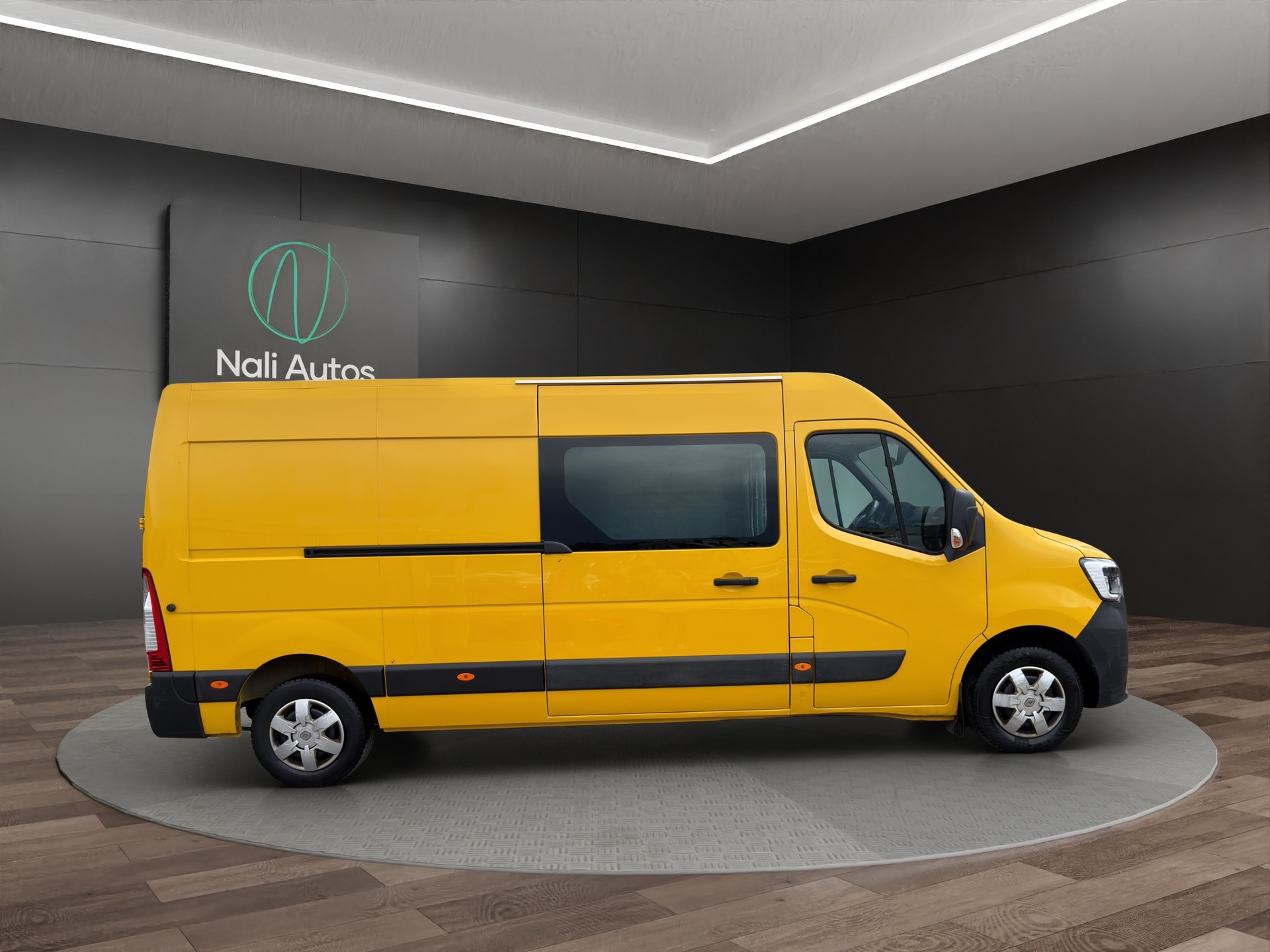 RENAULT Master T35 2.3dCi 135 L3H2-image-9
