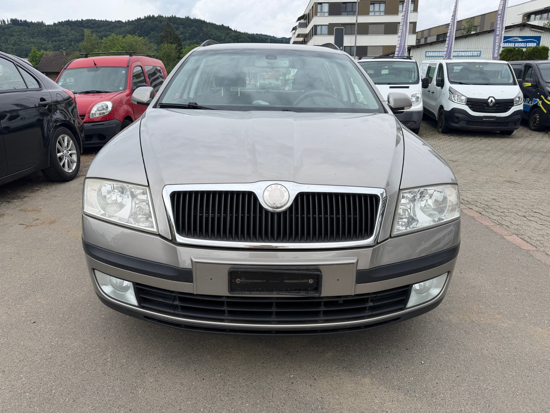 SKODA Octavia 2.0 TDI Swiss Adventure 4x4-showroom-element-2