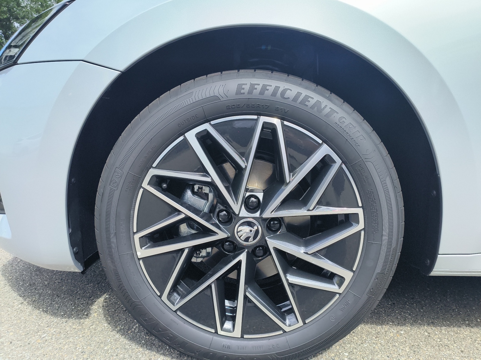 SKODA Octavia Combi 1.5 TSI mHEV DSG Selection-image-10