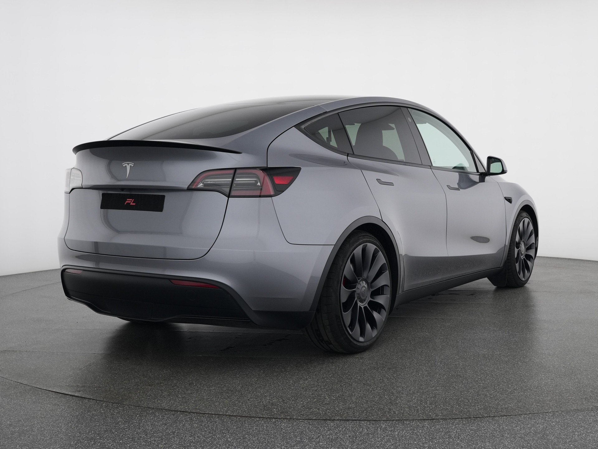 TESLA Model Y Performance-image-3
