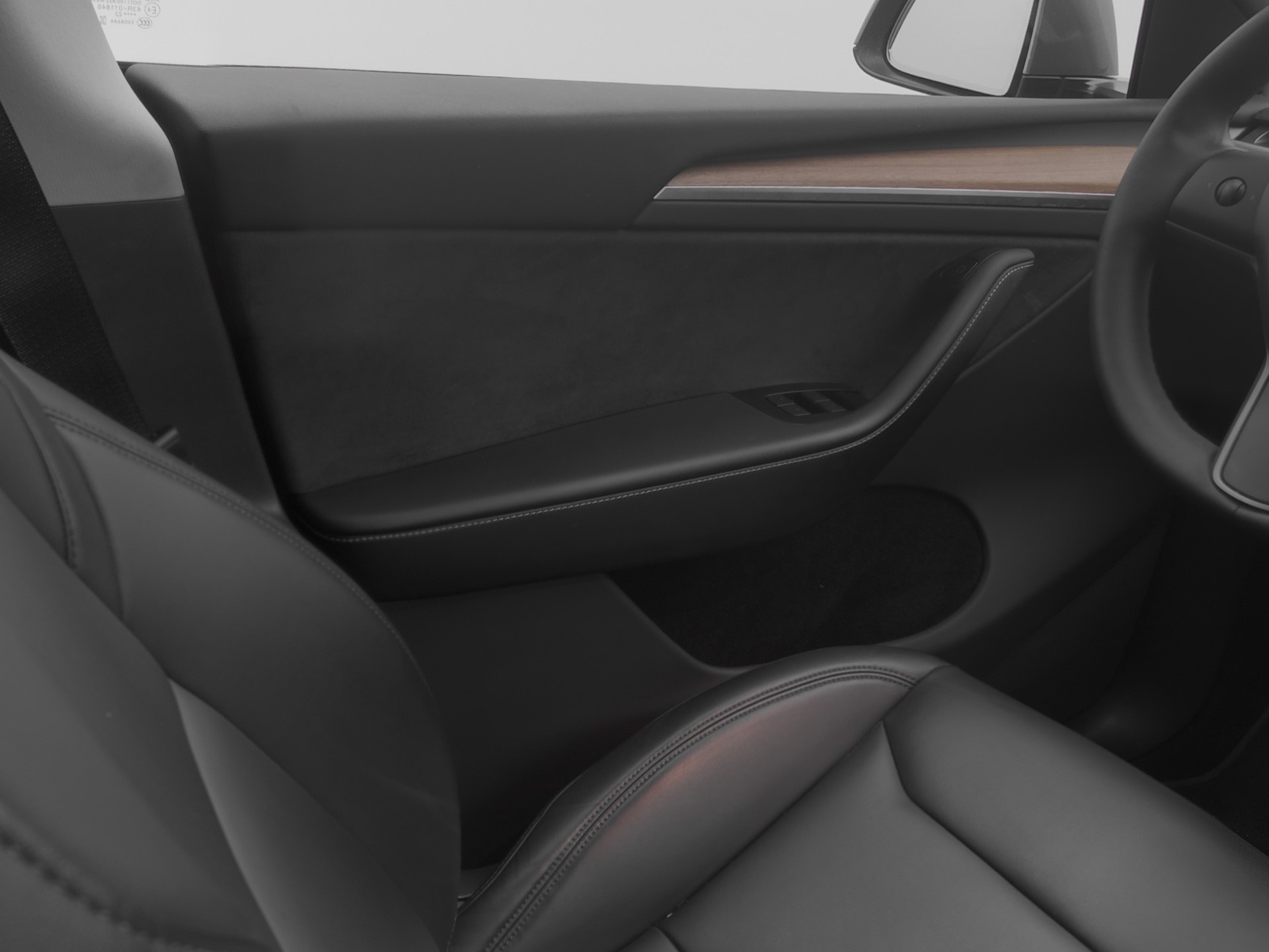 TESLA Model Y Performance-image-7