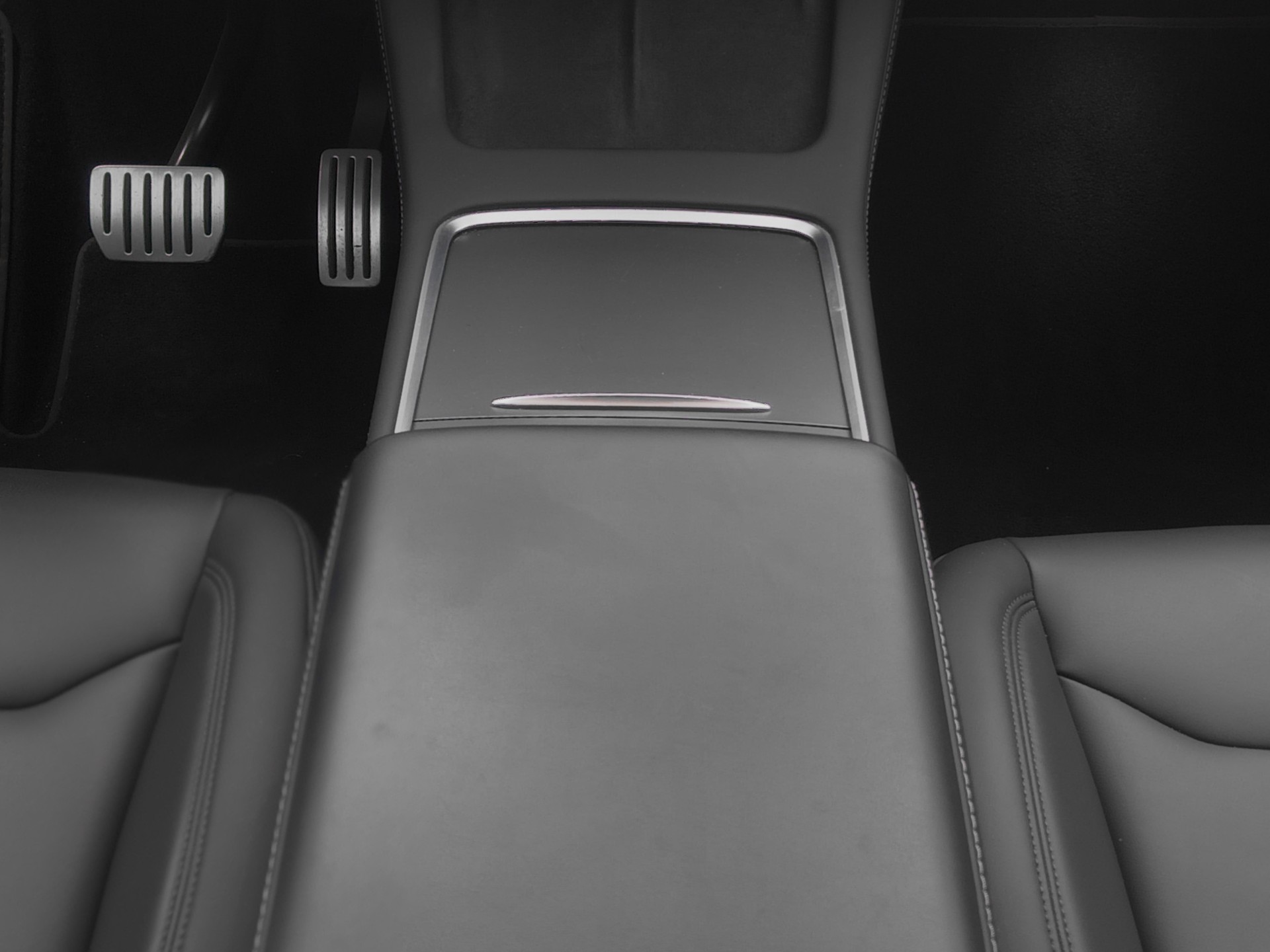 TESLA Model Y Performance-image-9