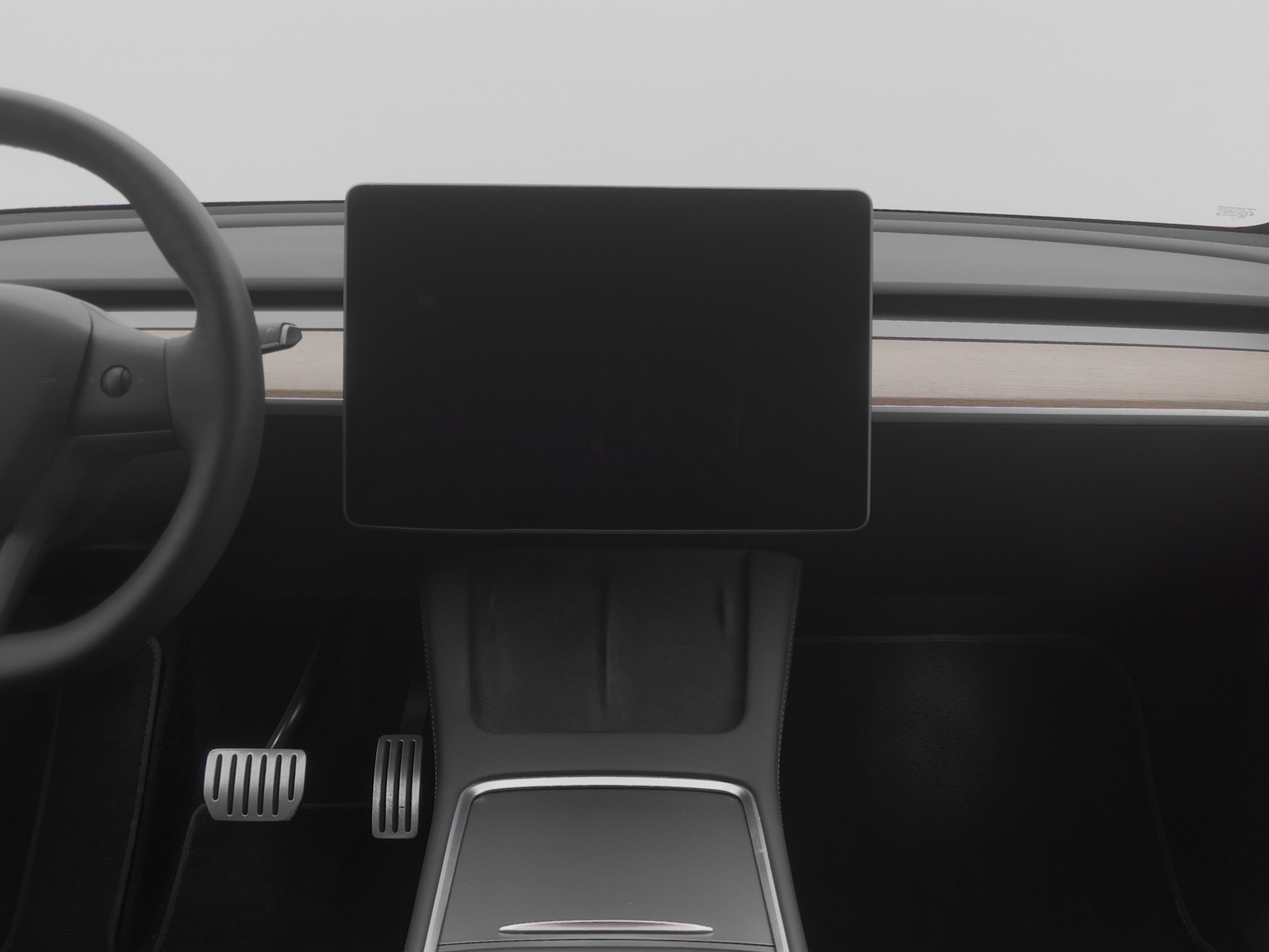 TESLA Model Y Performance-image-8