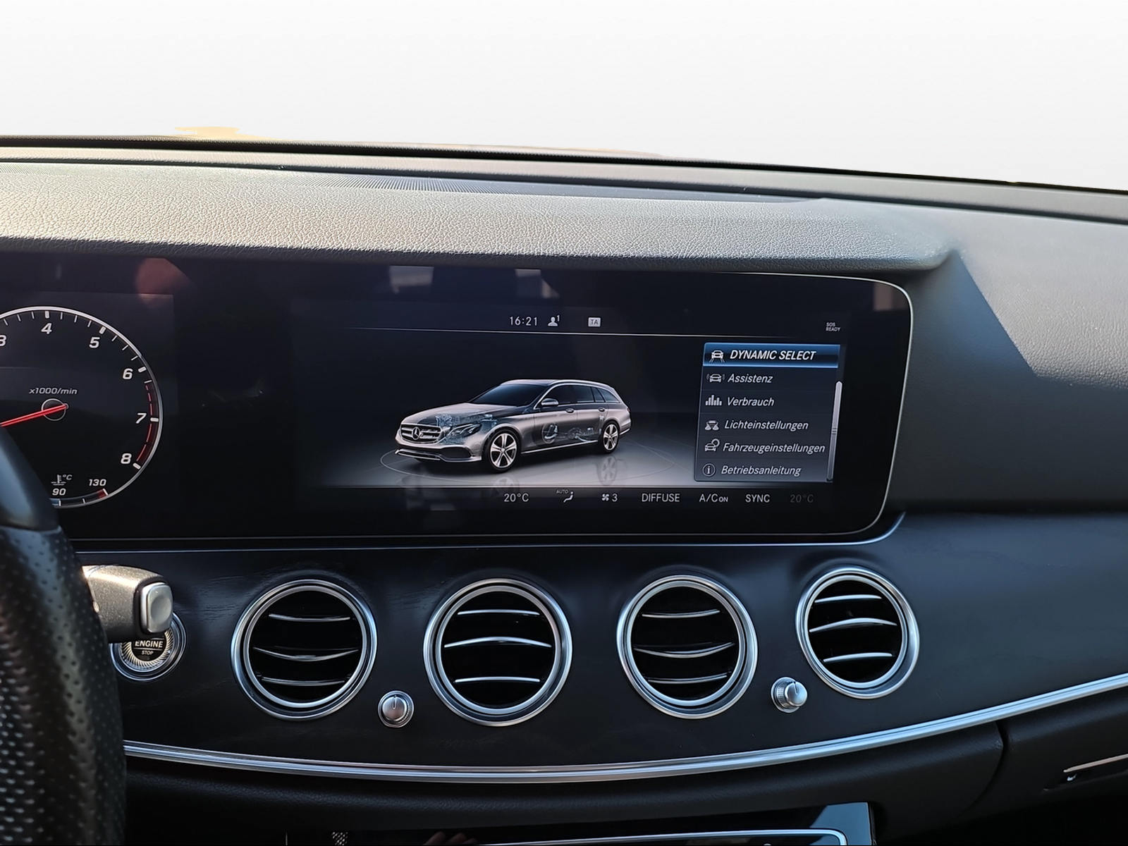 MERCEDES-BENZ E 400 AMG Line 4 Matic 9G-Tronic-image-8