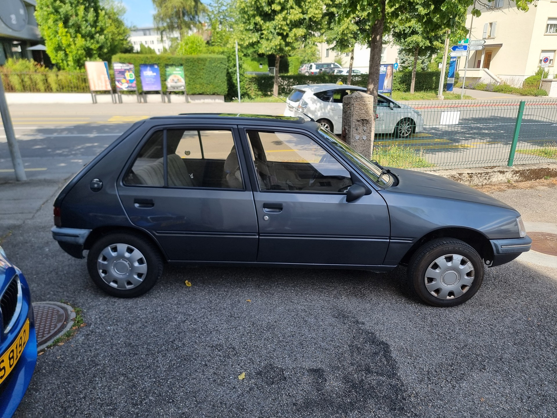 PEUGEOT 205 1.9 Automatic-image-3