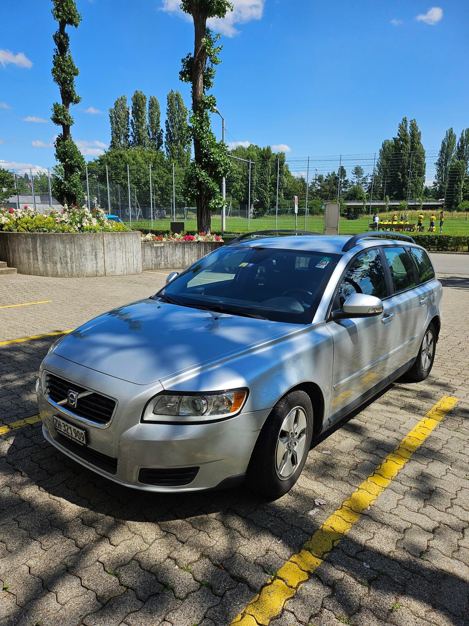 VOLVO 1,6D Drive S/S Kinetic-image-0