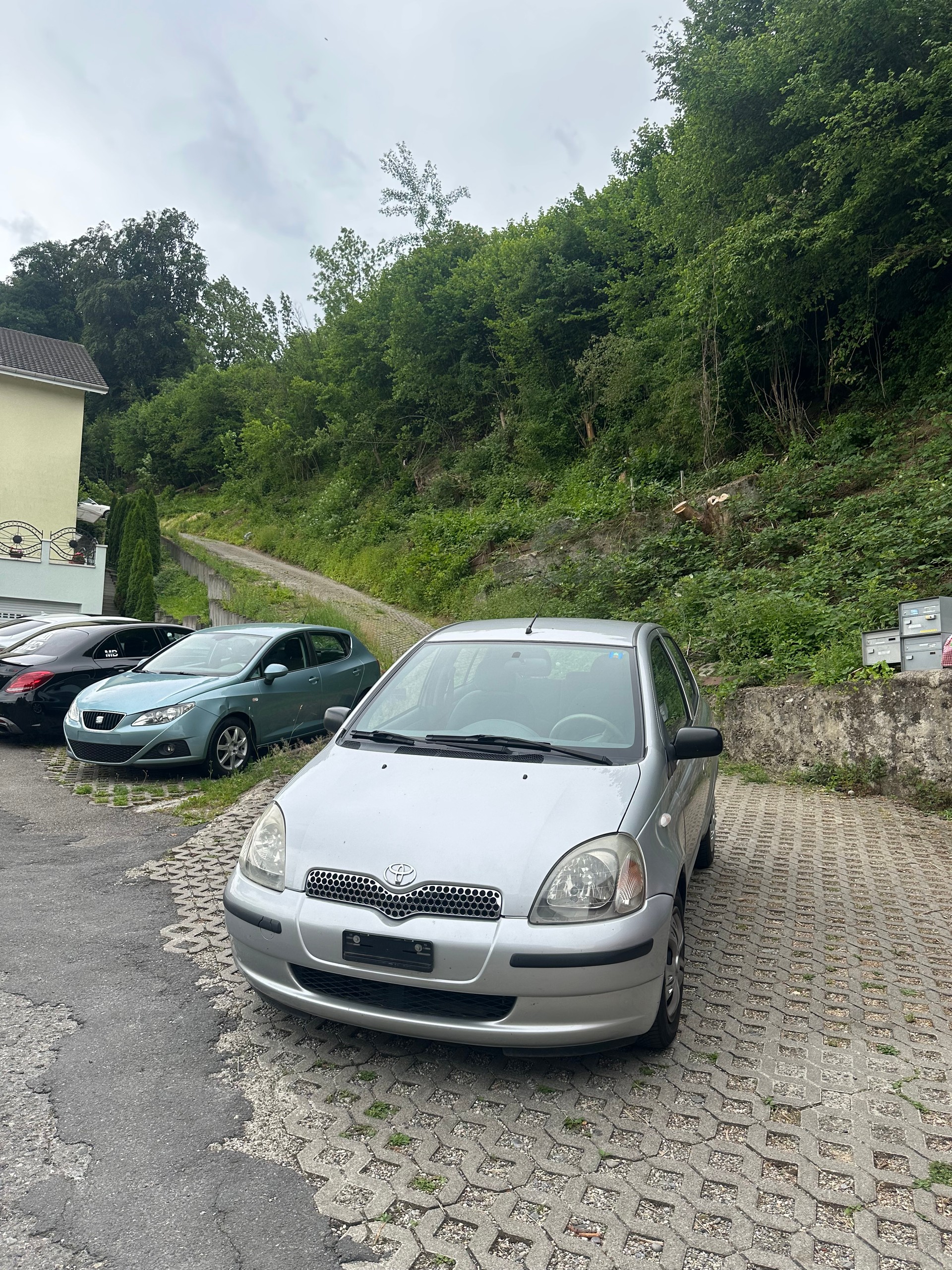TOYOTA 1.3 16V Linea Sol-image-0