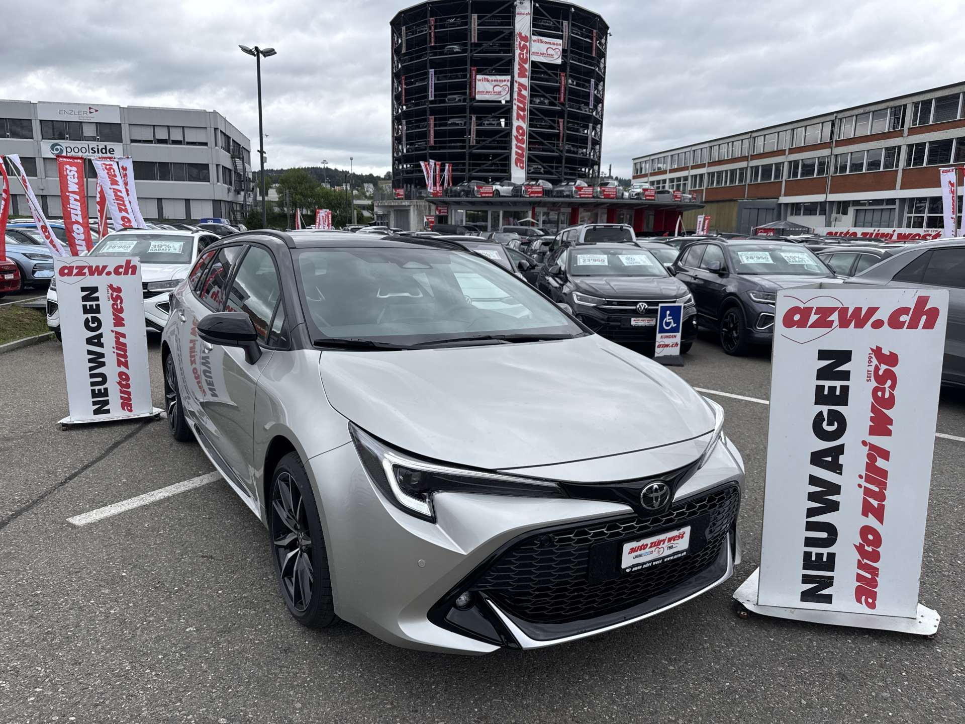 TOYOTA Corolla Touring Sports 2.0 HSD GR Sport e-CVT Automat-image-0