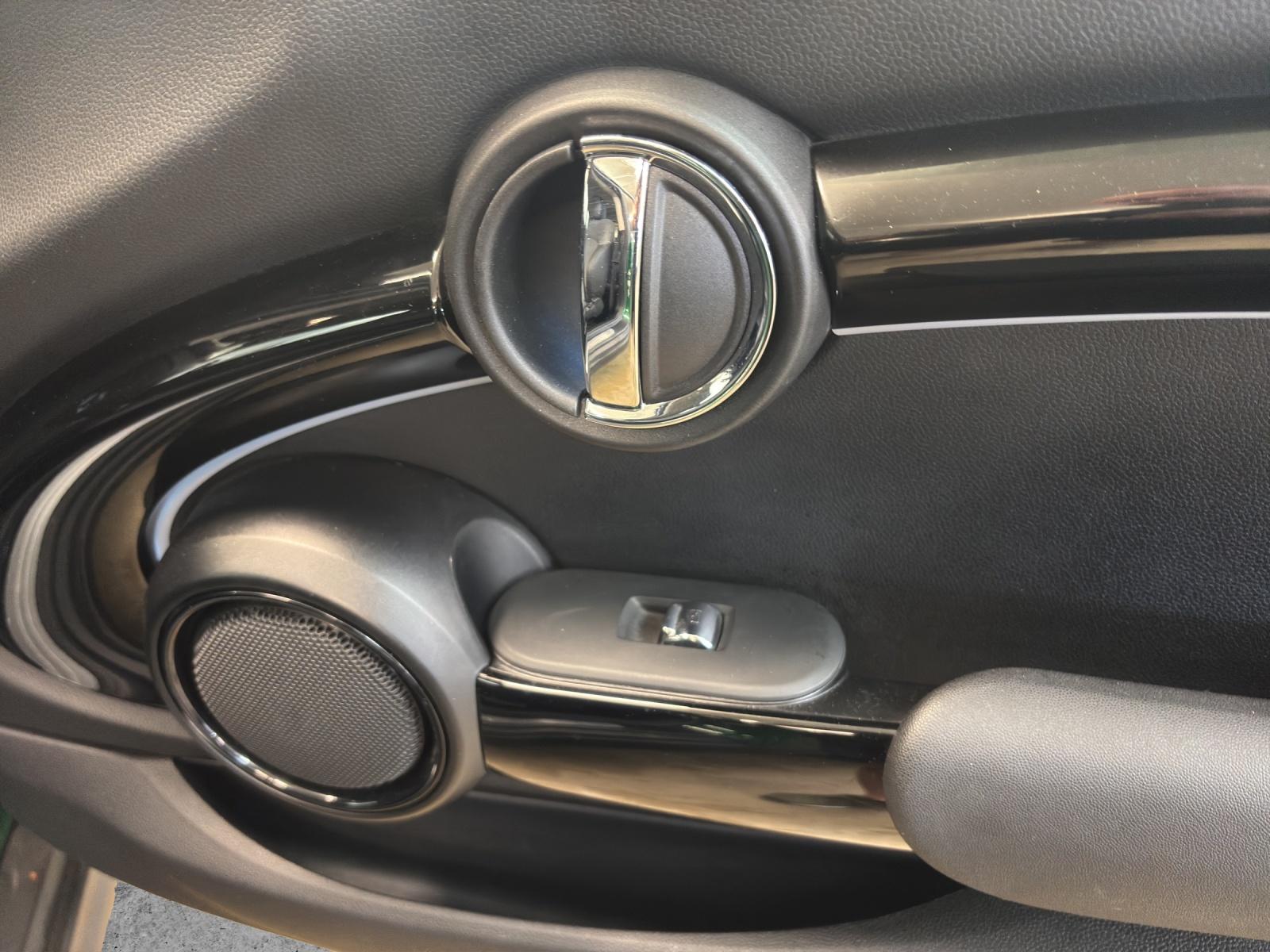 MINI F56 Cooper SE-image-15