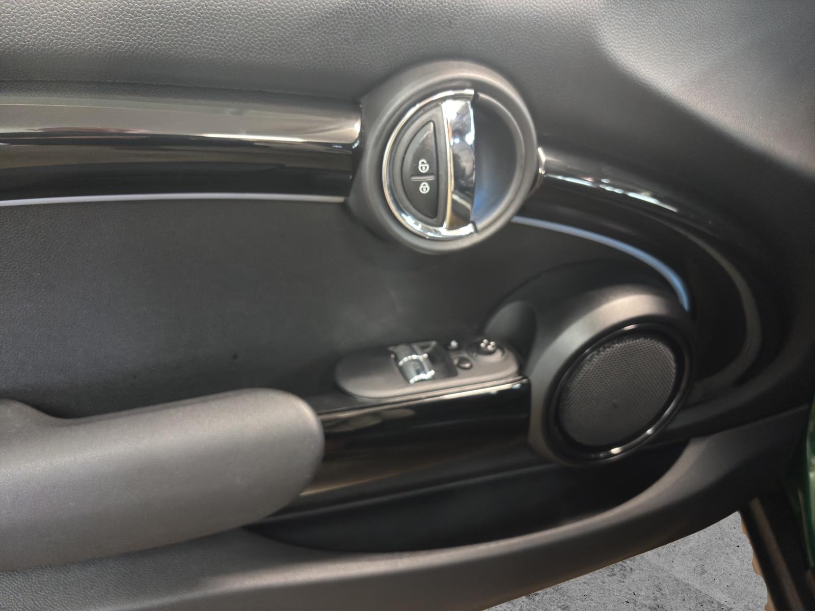 MINI F56 Cooper SE-image-9