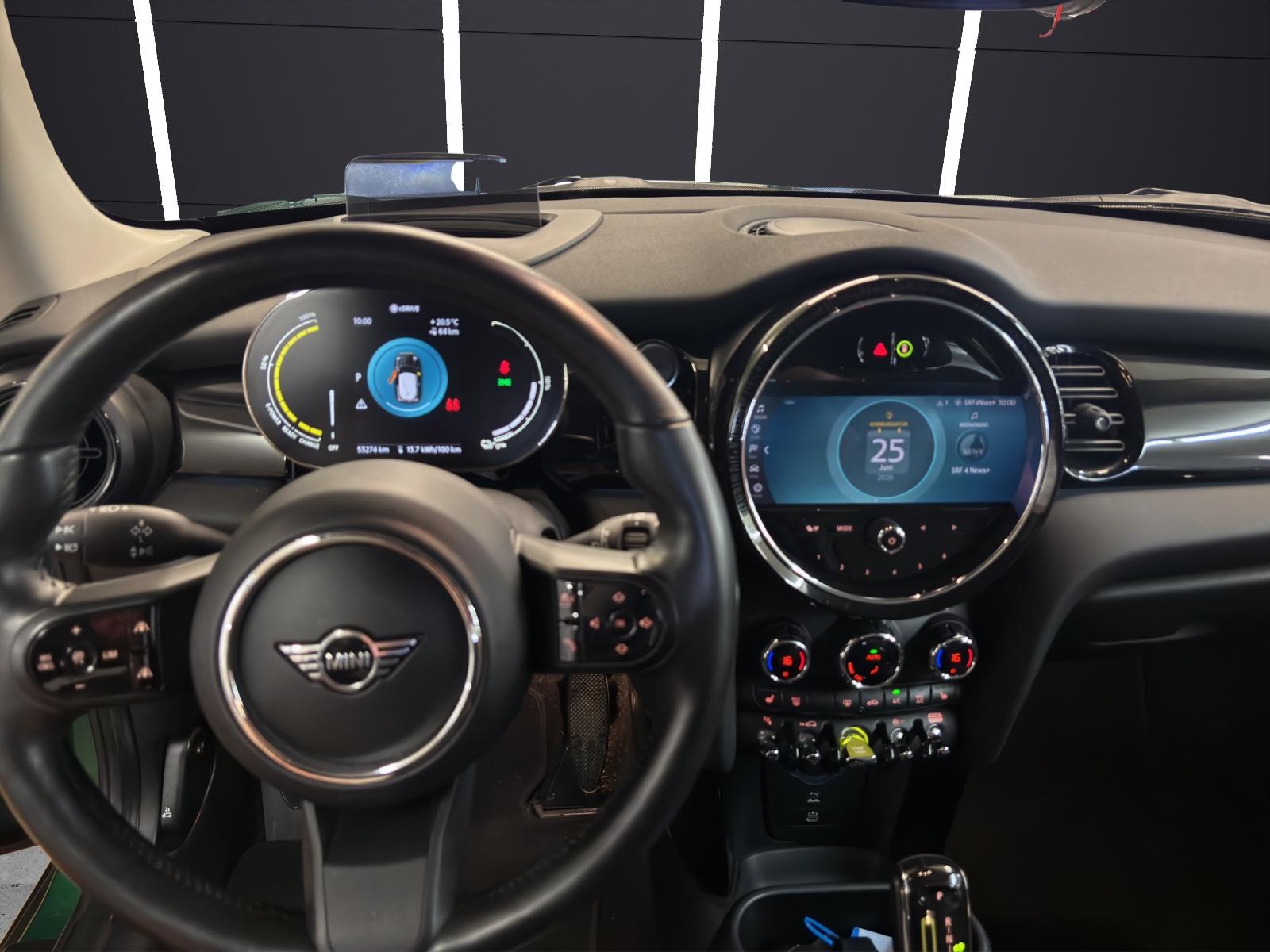 MINI F56 Cooper SE-image-17