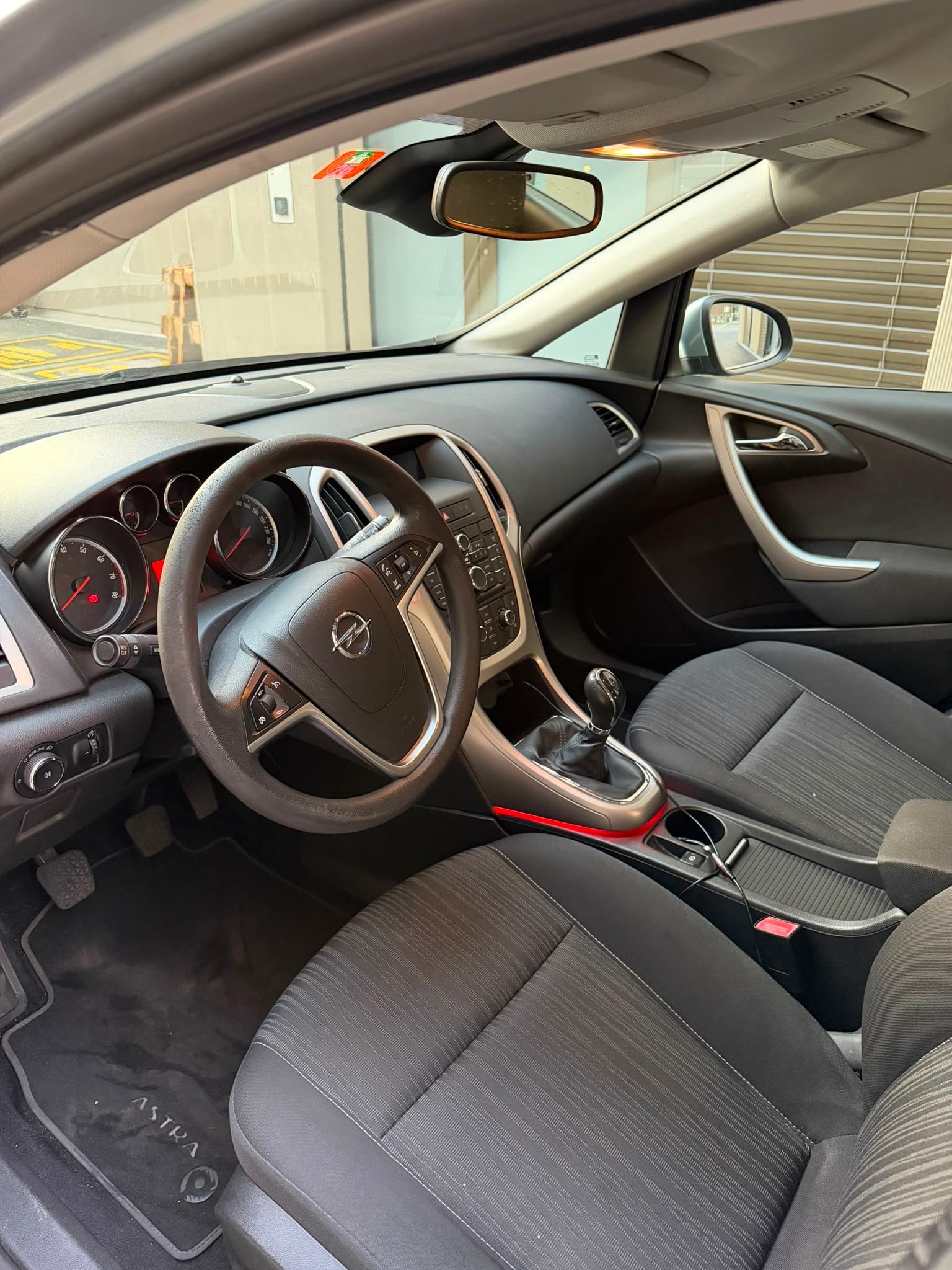 OPEL Astra 1.6i 16V Enjoy-image-7
