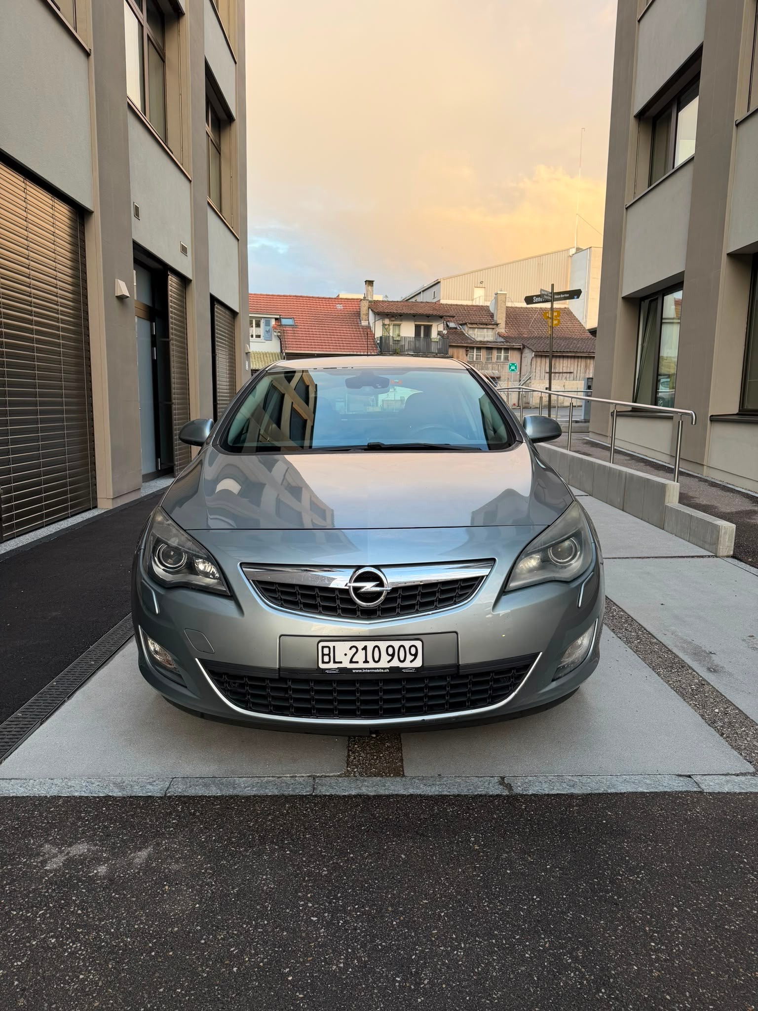 OPEL Astra 1.6i 16V Enjoy-image-1