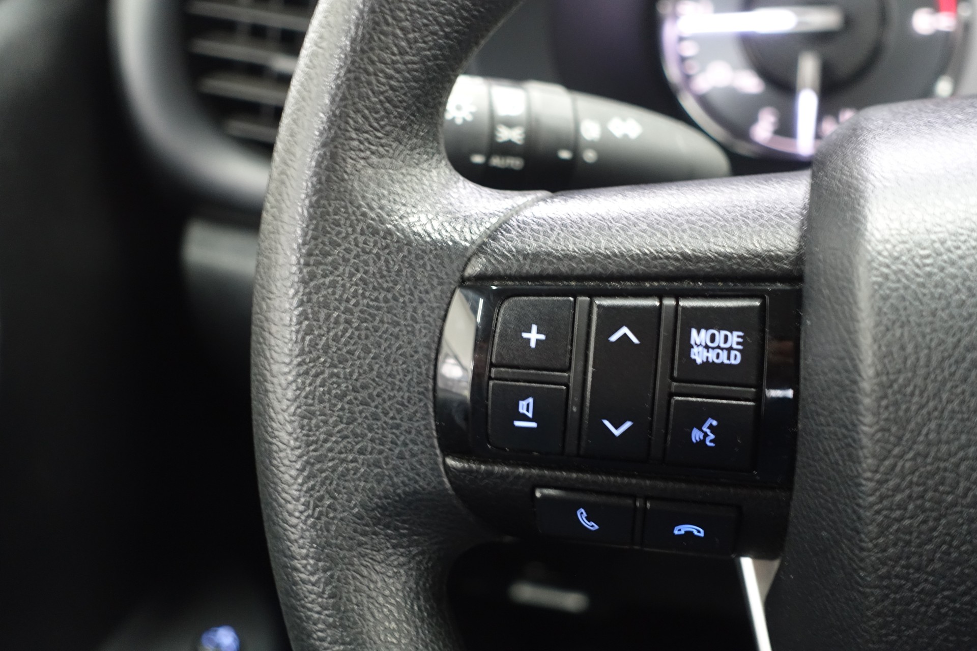 TOYOTA Hilux Extra Cab.-Pick-up 2.4 D-4D 150 Comfort-image-25