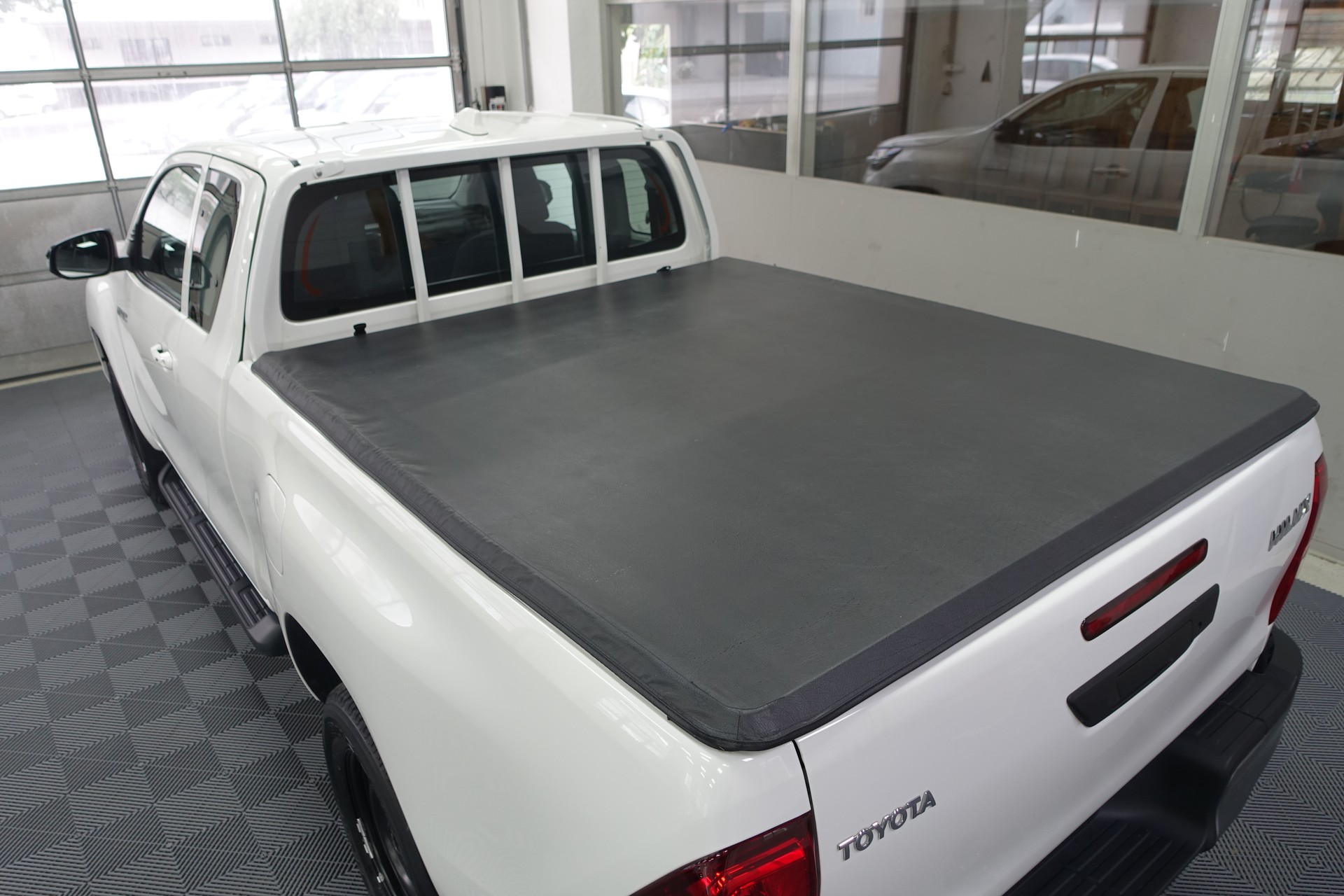 TOYOTA Hilux Extra Cab.-Pick-up 2.4 D-4D 150 Comfort-image-8