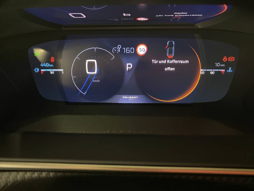PEUGEOT 208 1.2 Hybrid 145 GT-image-8