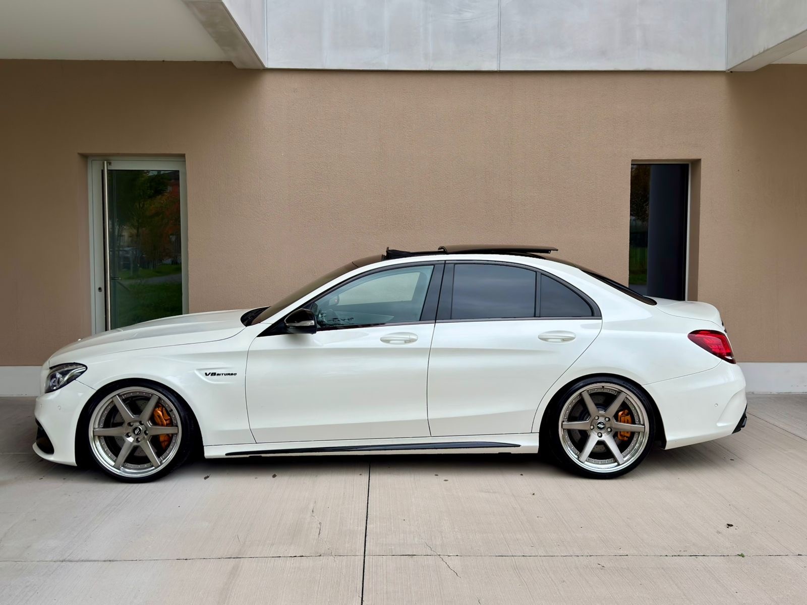 MERCEDES-BENZ C 63 AMG Speedshift-image-2