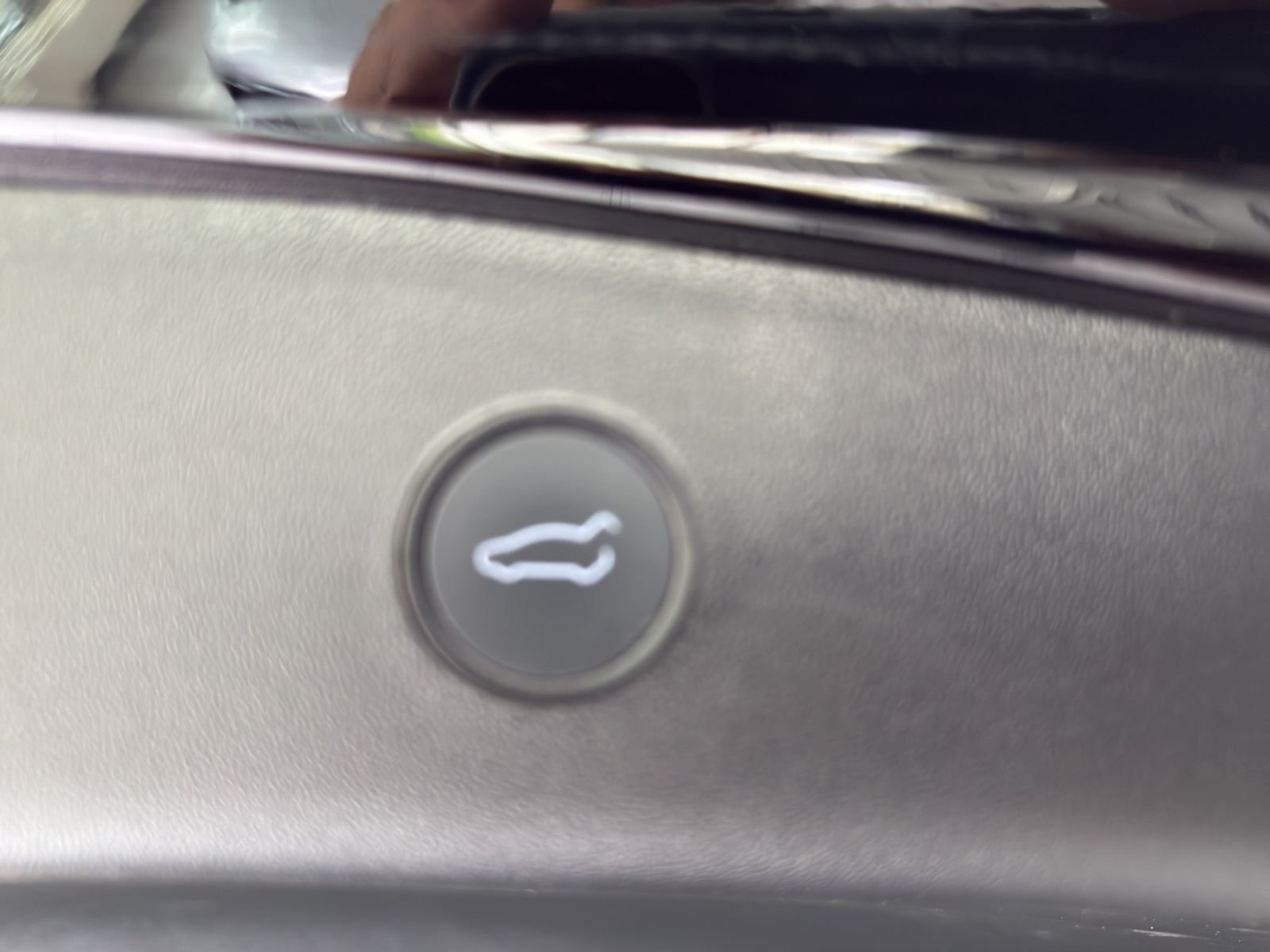 TESLA Model 3 Long Range Dual Motor AWD-image-17