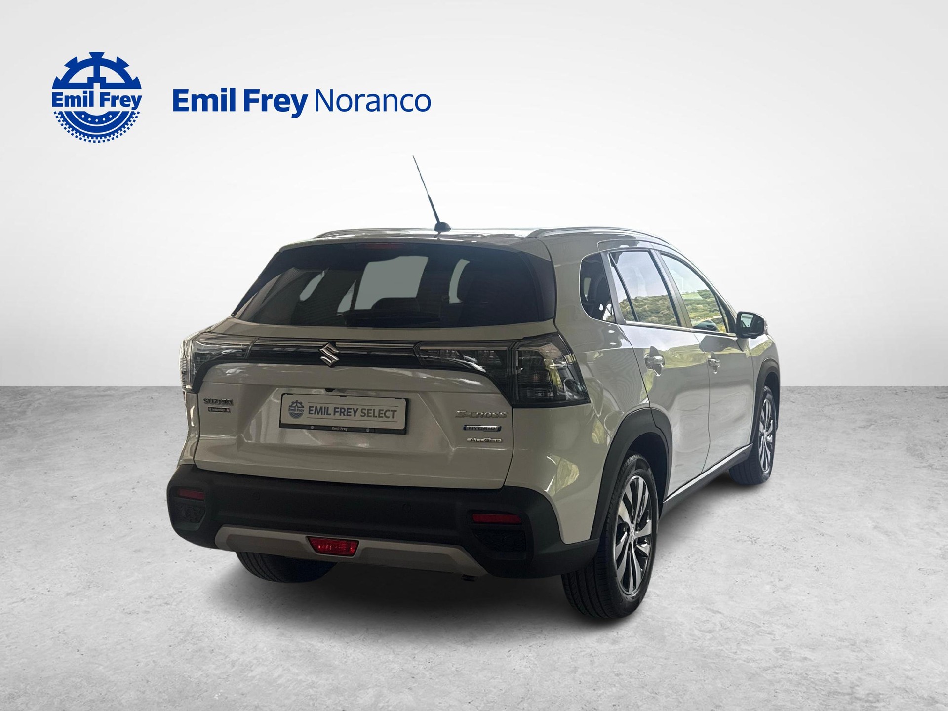 SUZUKI S-Cross 1.4 T Compact Top Hybrid 4x4-image-4
