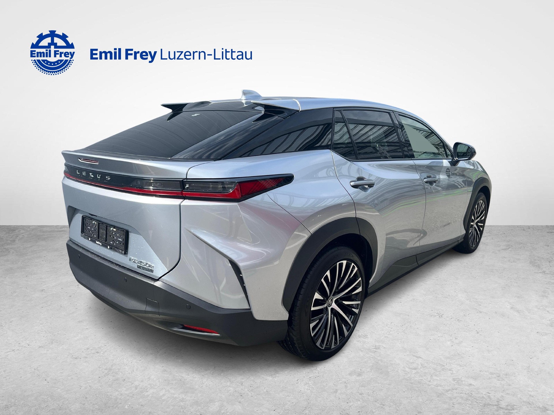 LEXUS RZ 450e Comfort-image-4