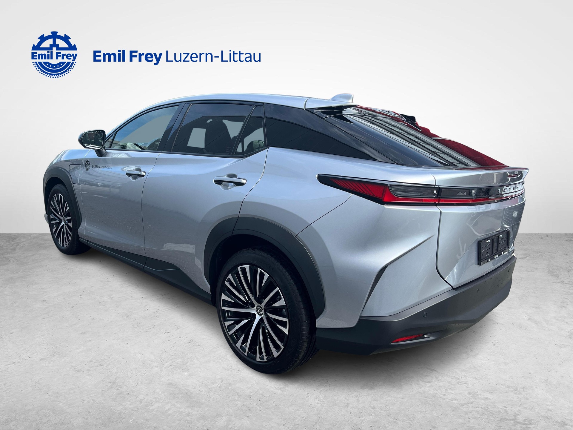 LEXUS RZ 450e Comfort-image-2