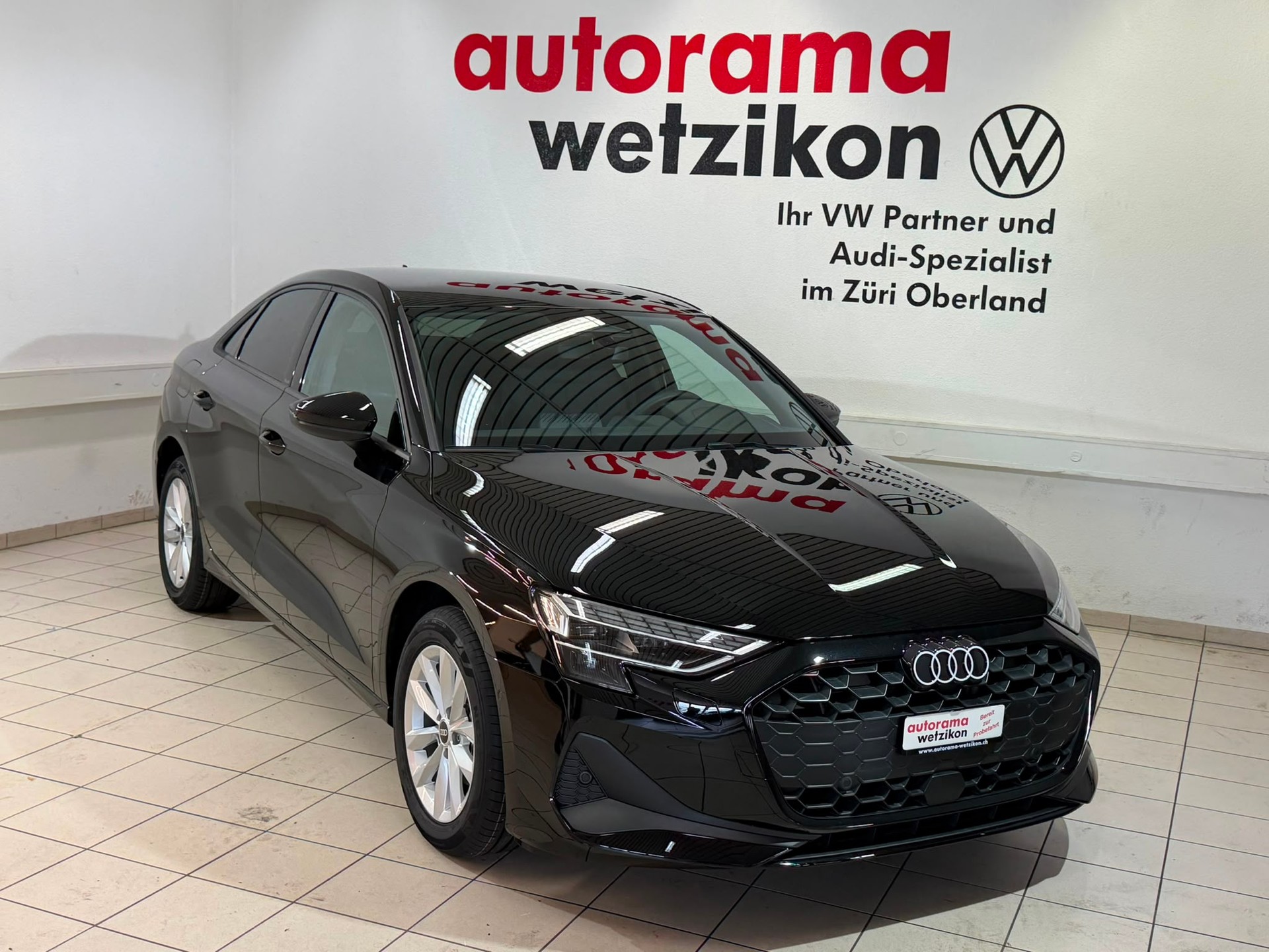 AUDI Limousine 2.0 TDI S-Tronic-image-1