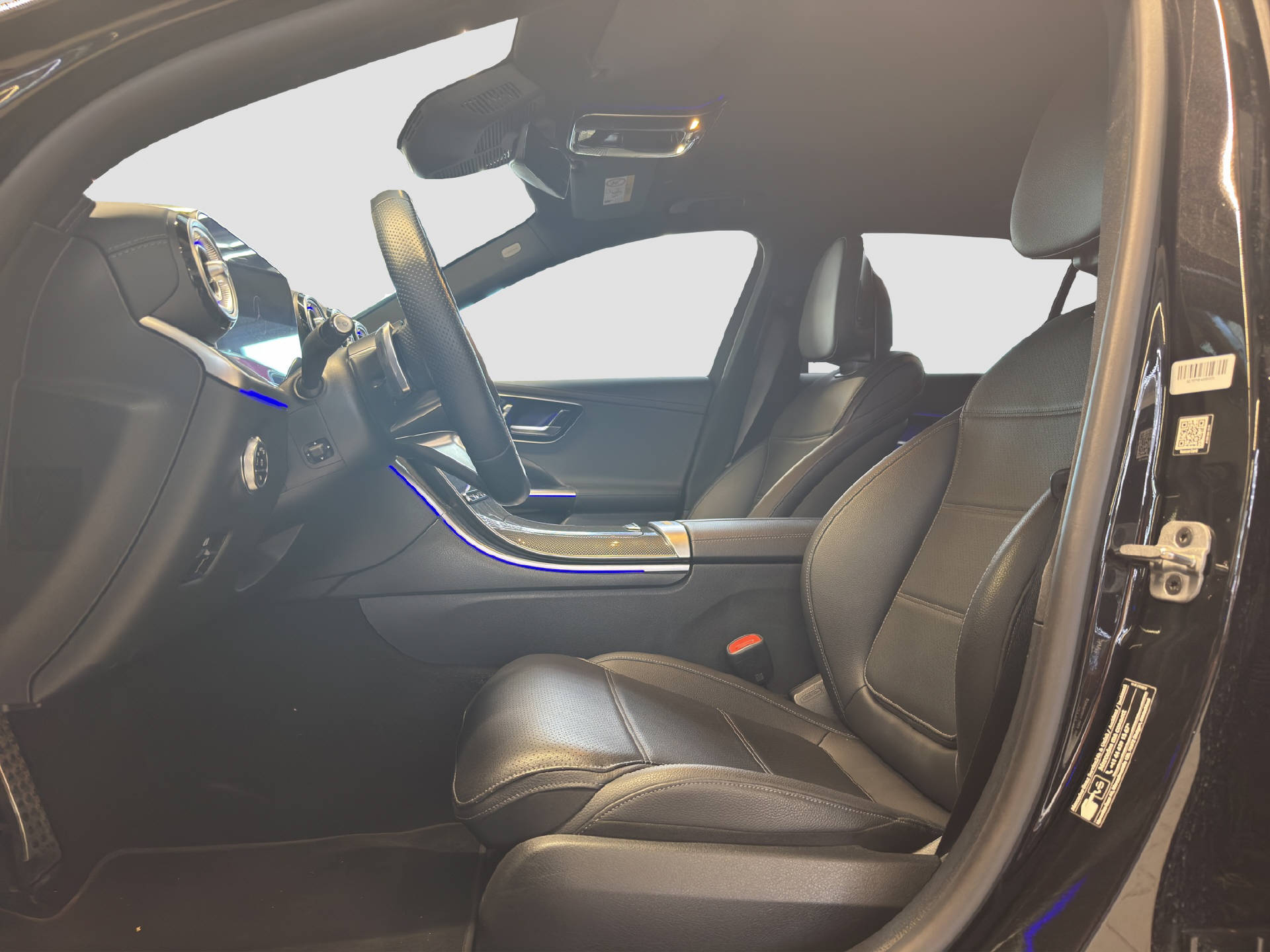 MERCEDES-BENZ C 200 AMG Line 4MATIC Kombi-image-6