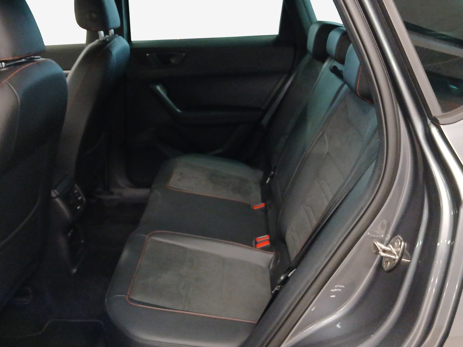 SEAT Ateca 2.0 TSI Hola FR 4Drive DSG-image-11