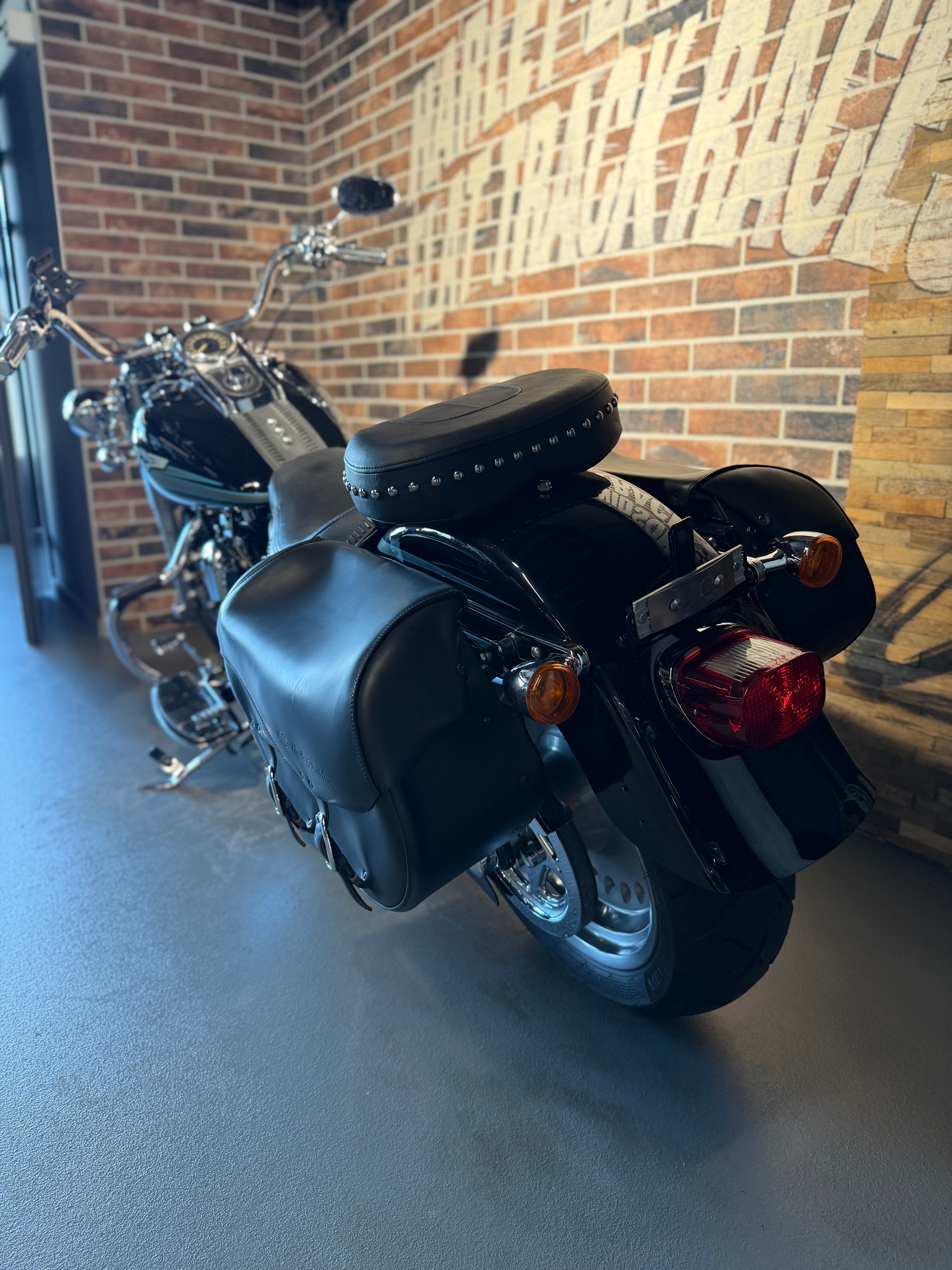 HARLEY-DAVIDSON FLSTFI Fat Boy-image-6