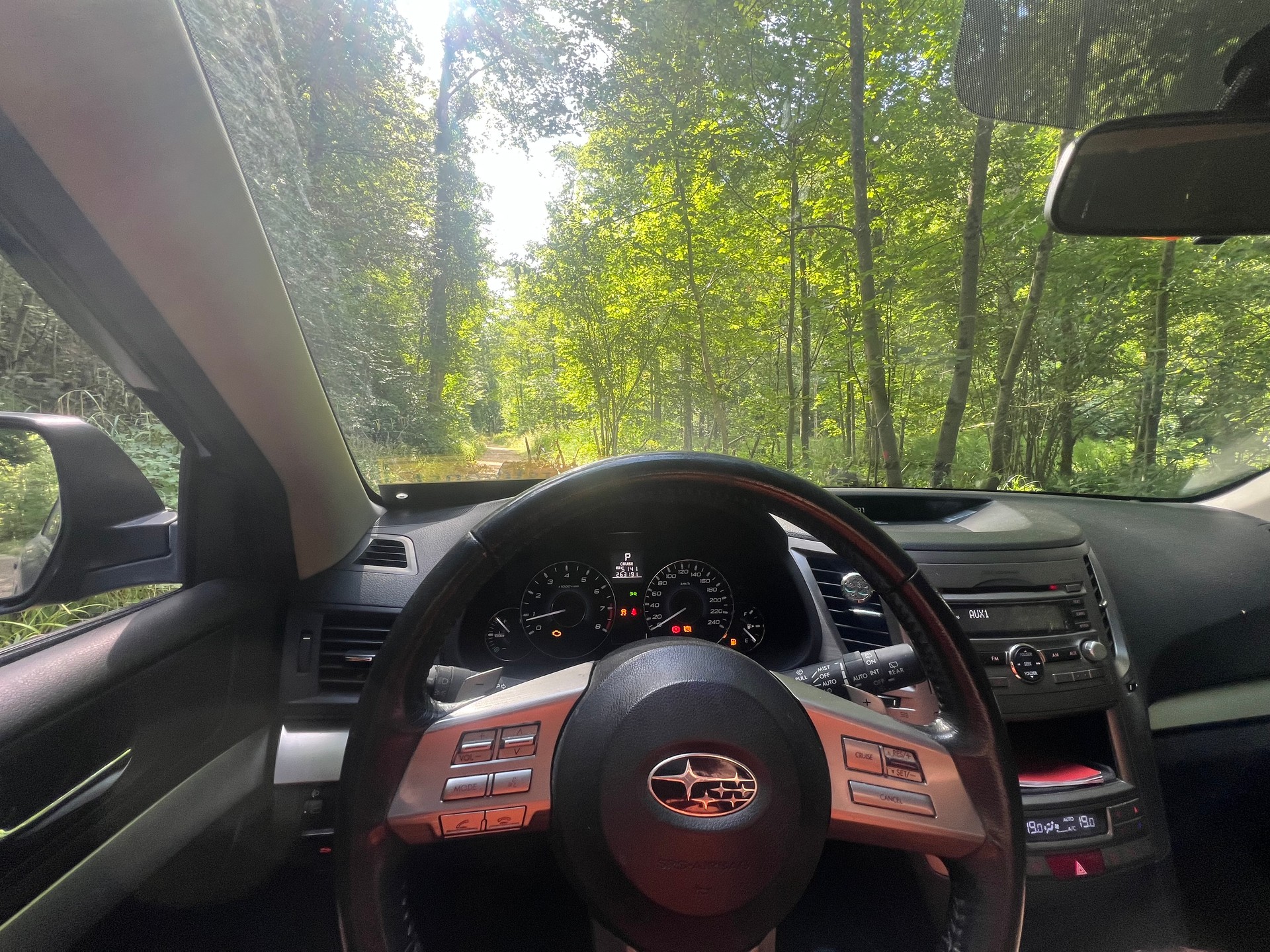 SUBARU 2.0i 4WD-image-2