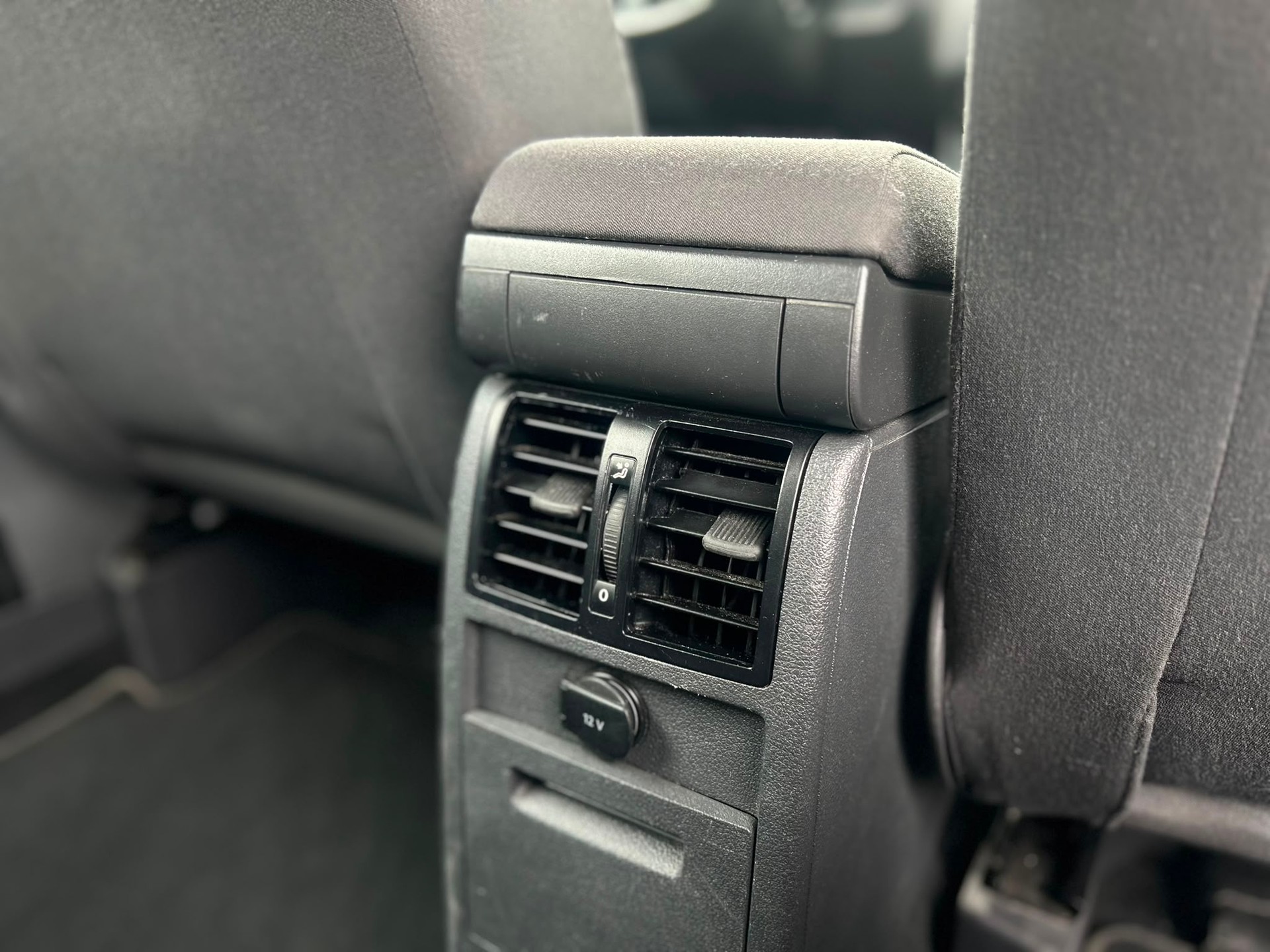 VW Touran 1.4 TSI Comfortline-image-17