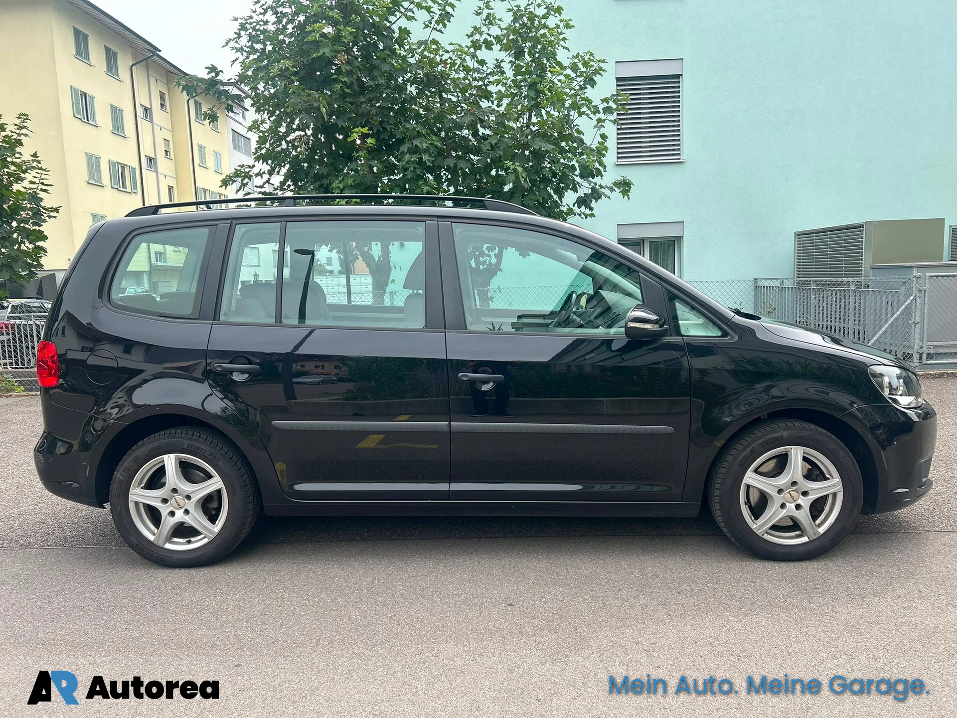 VW Touran 1.4 TSI Comfortline-showroom-element-2