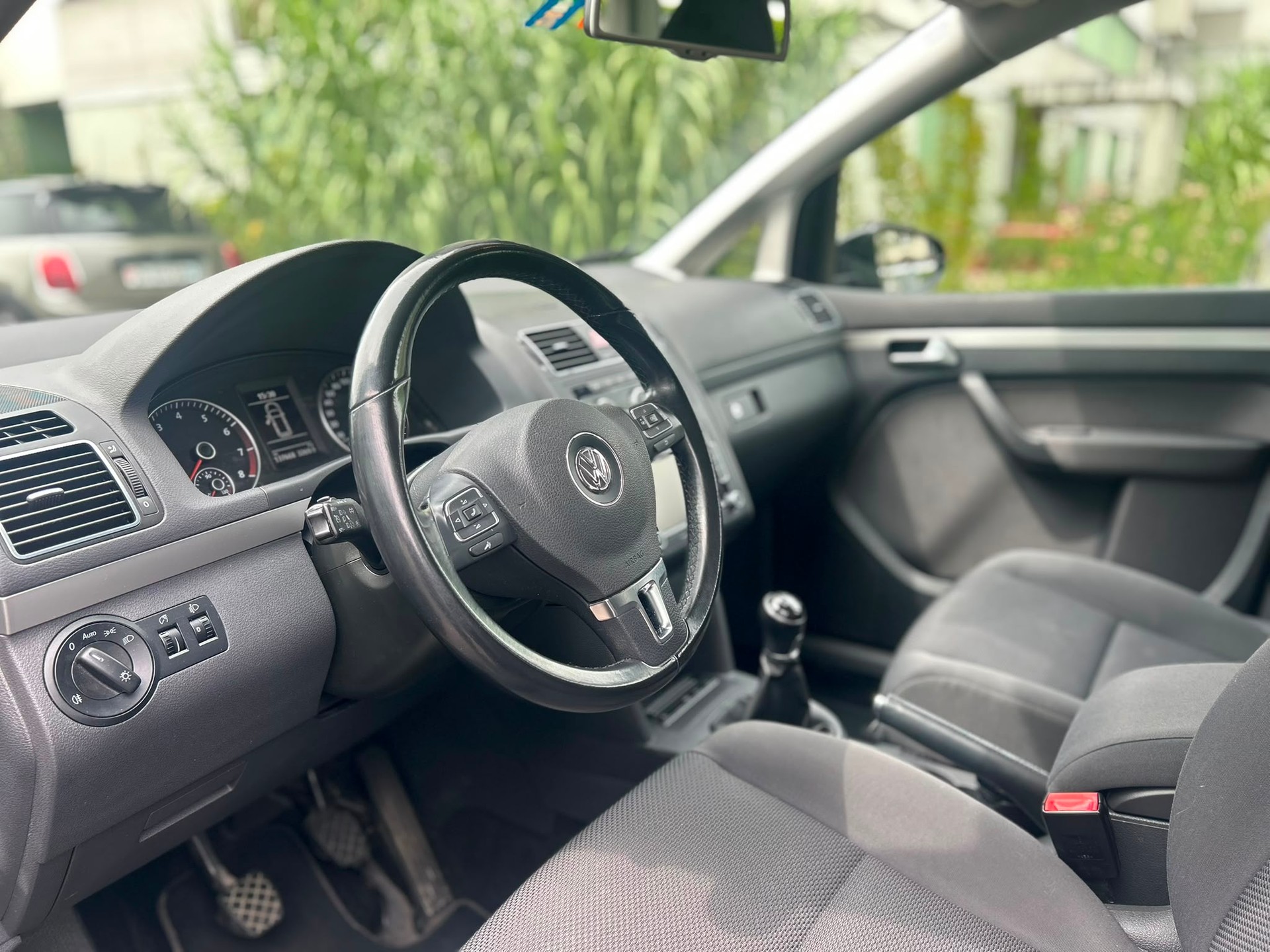 VW Touran 1.4 TSI Comfortline-image-8