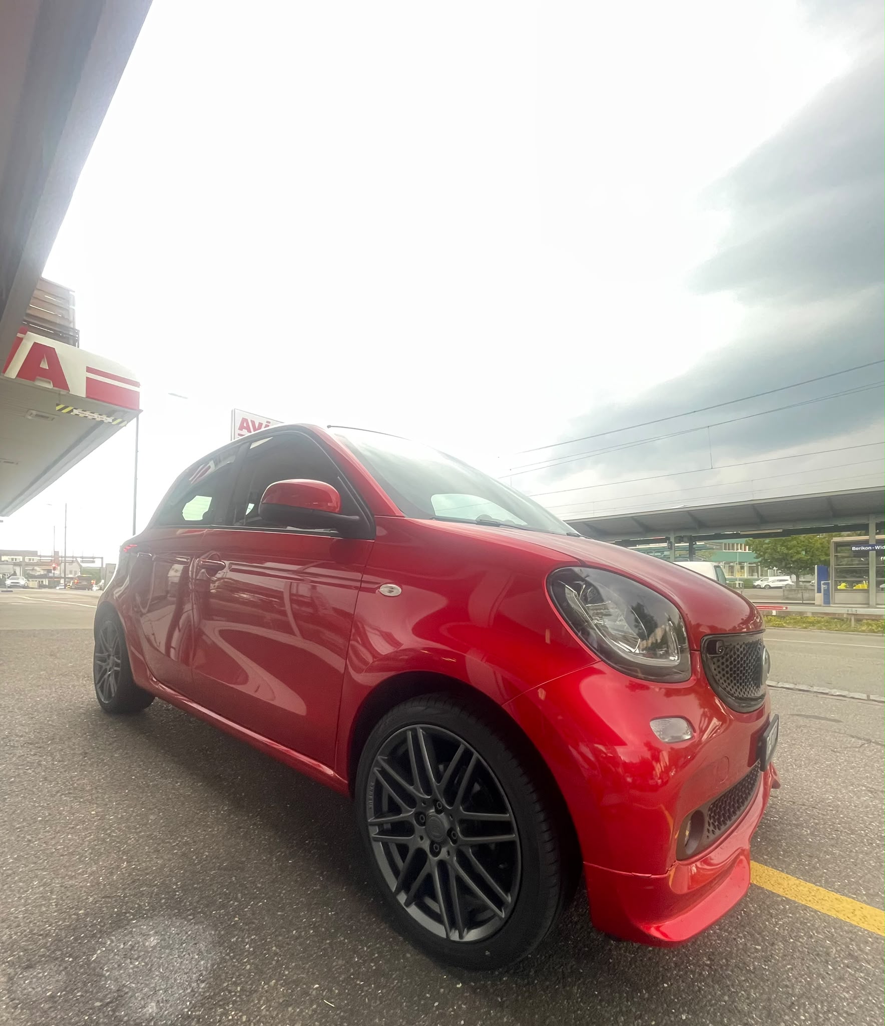SMART forfour passion twinmatic BRABUS Sport-Paket CH-Auto-image-2