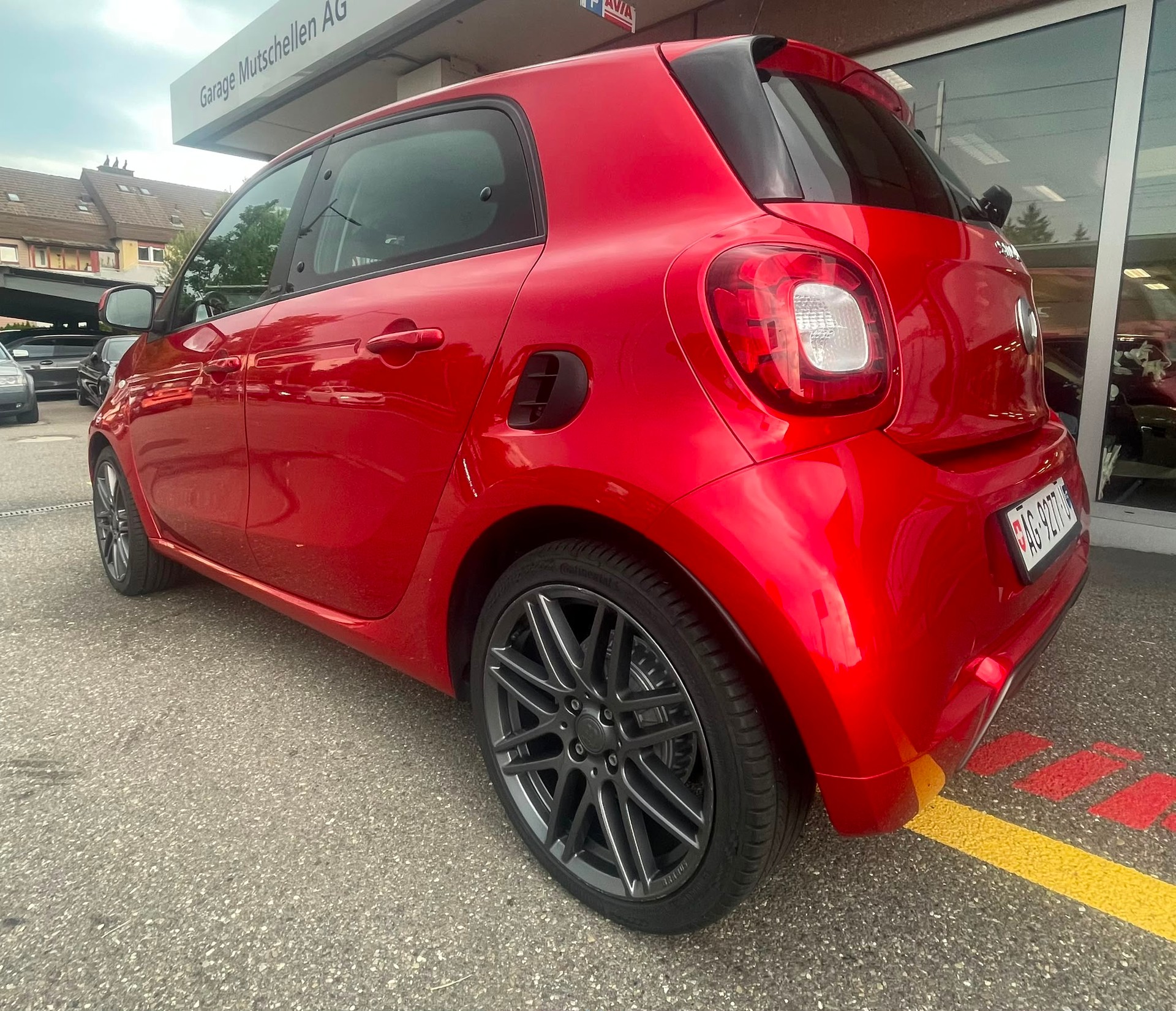 SMART forfour passion twinmatic BRABUS Sport-Paket CH-Auto-image-4