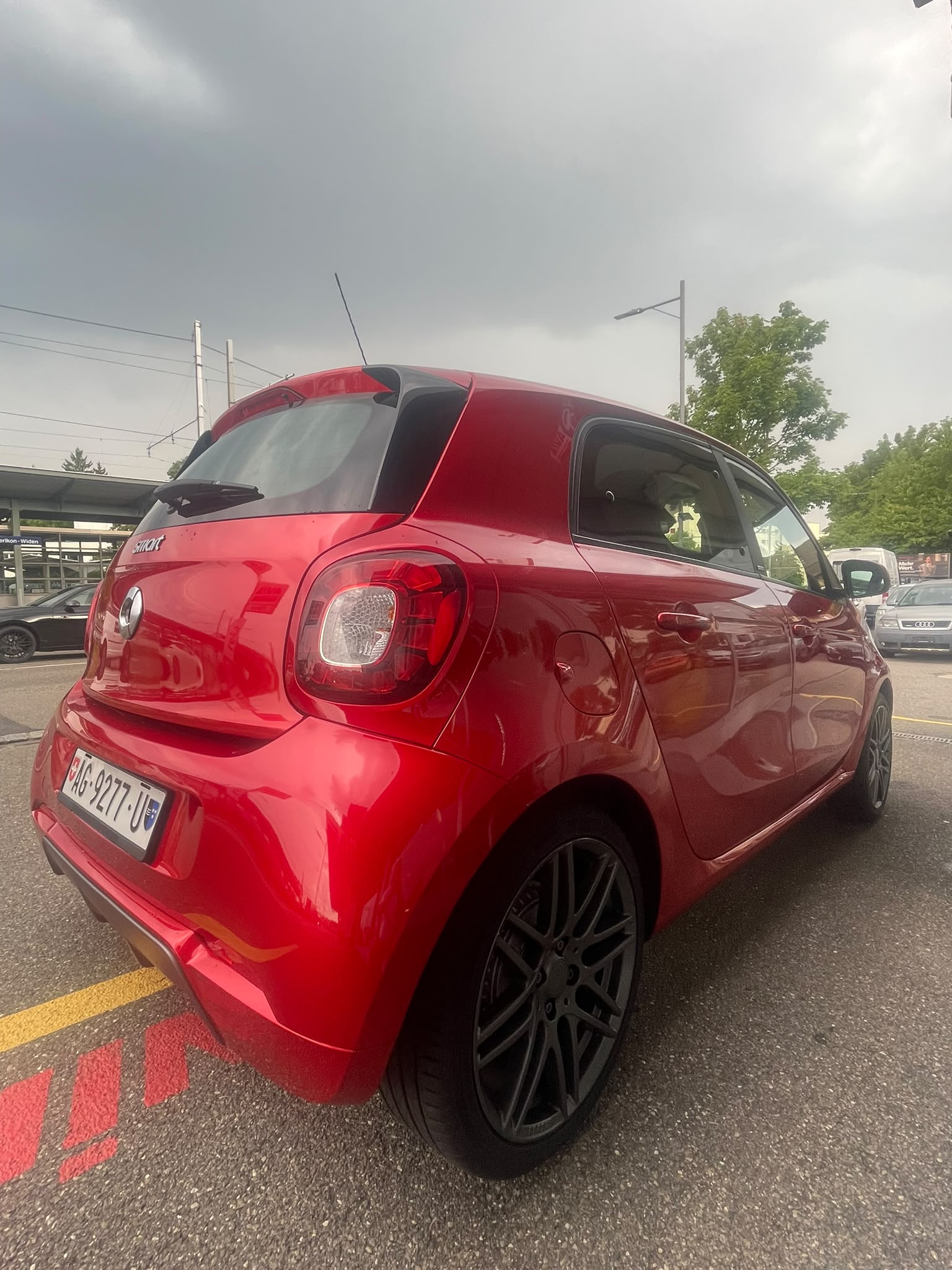 SMART forfour passion twinmatic BRABUS Sport-Paket CH-Auto-image-3