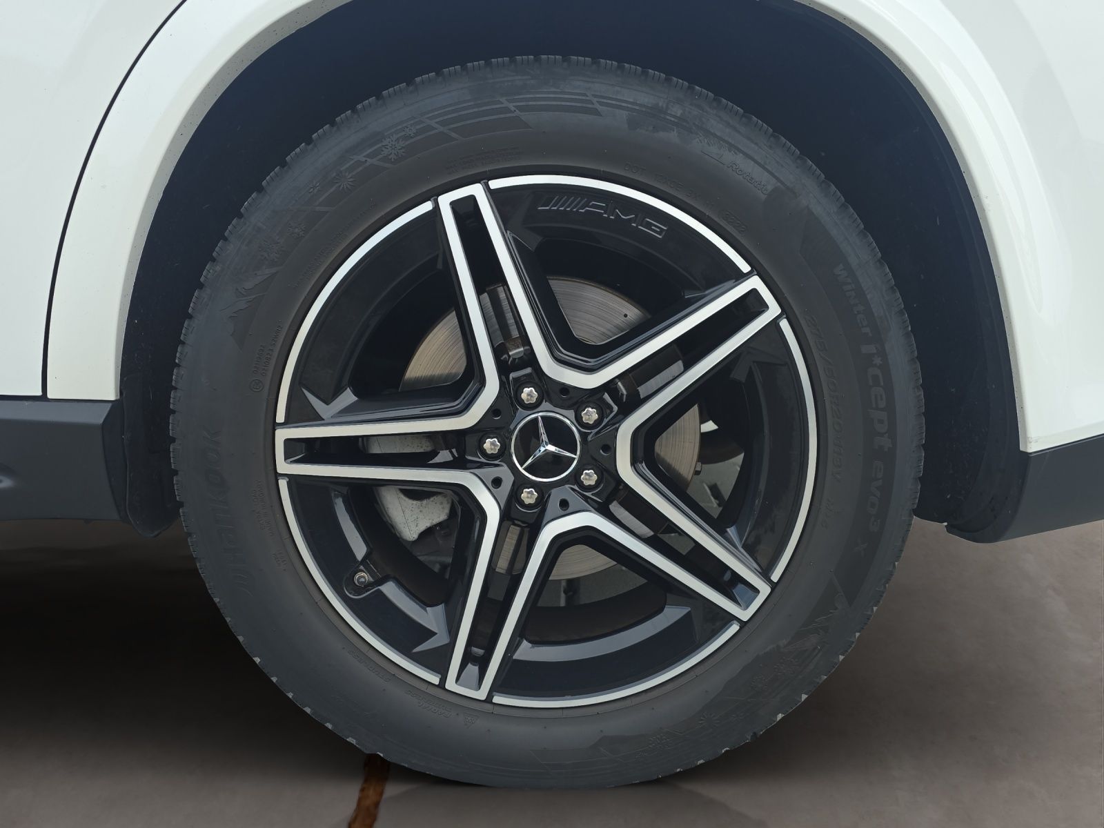 MERCEDES-BENZ GLE 53 AMG 4Matic+ 9G-Speedshift CH-Fahrzeug-image-30