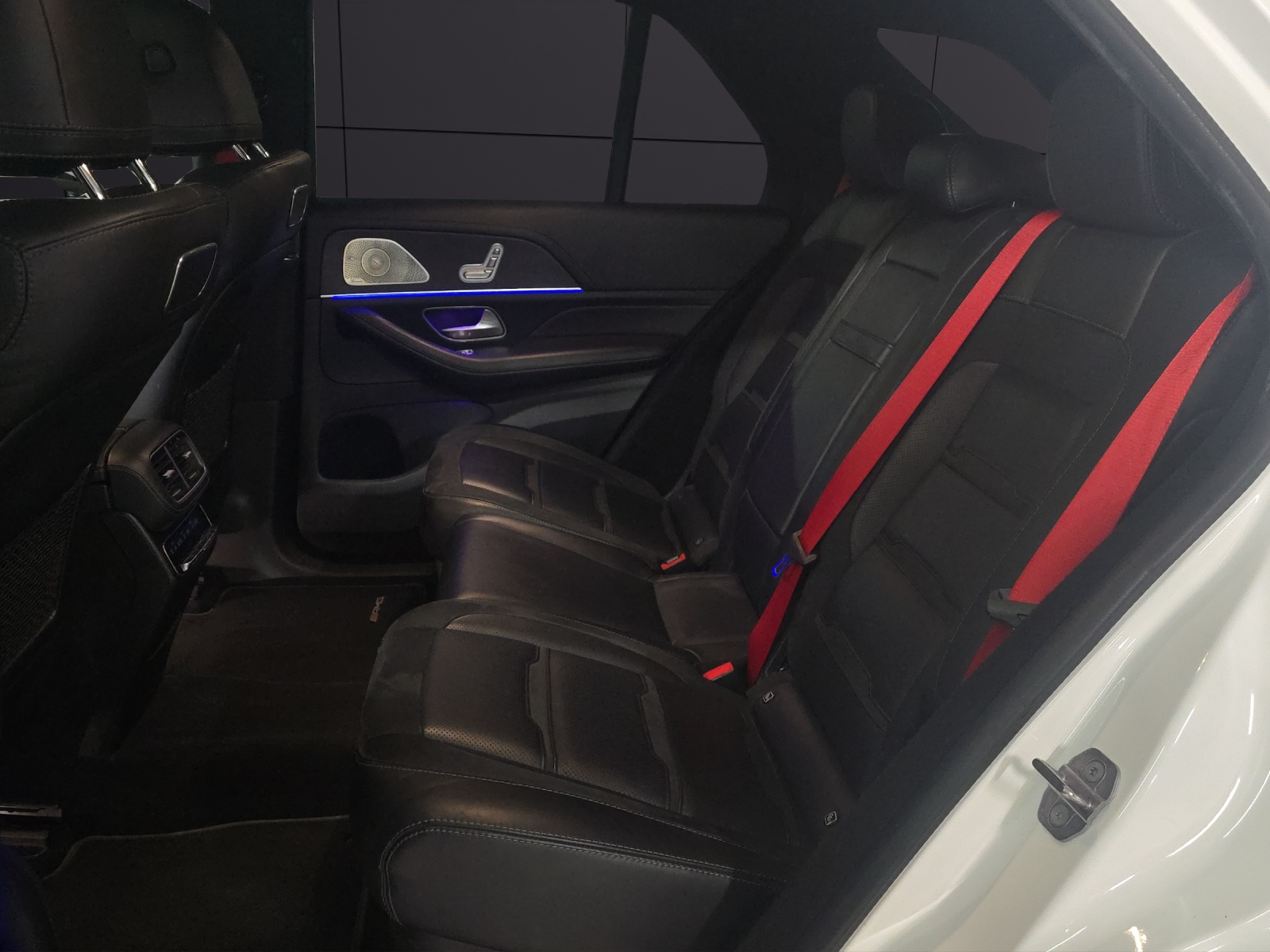 MERCEDES-BENZ GLE 53 AMG 4Matic+ 9G-Speedshift CH-Fahrzeug-image-25