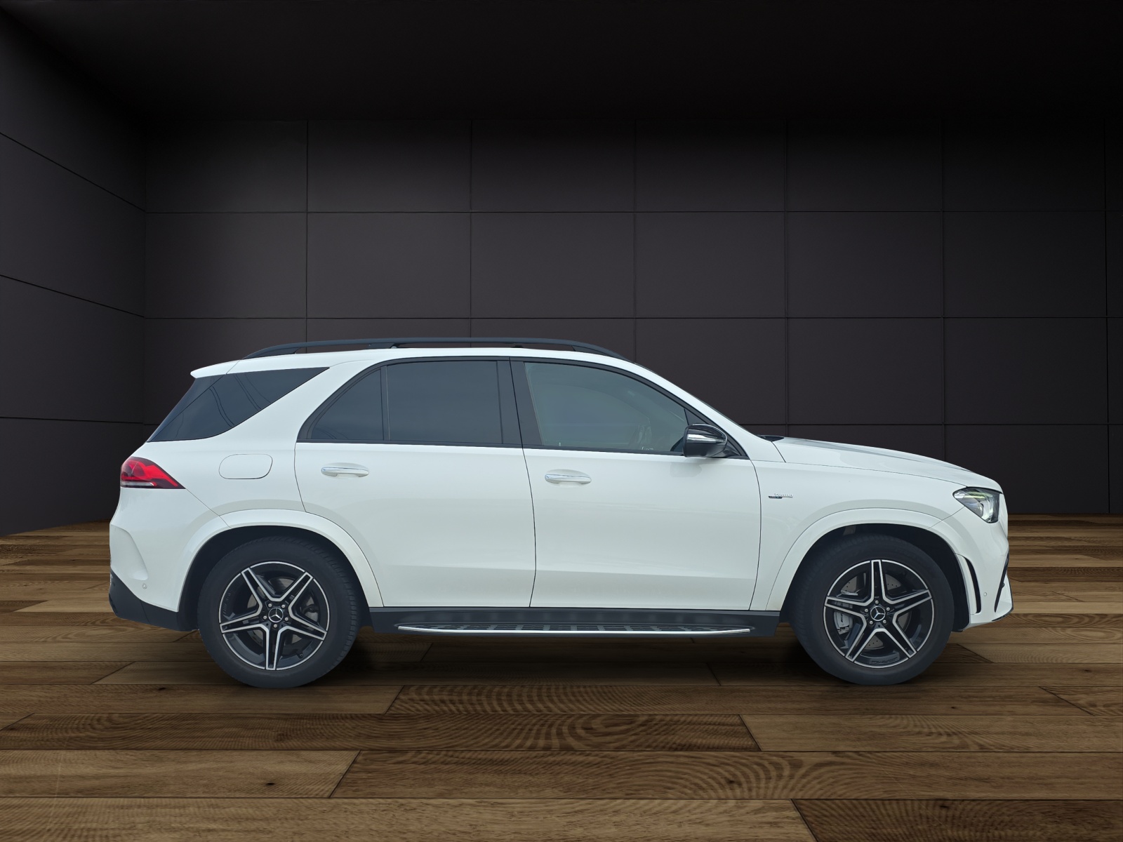 MERCEDES-BENZ GLE 53 AMG 4Matic+ 9G-Speedshift CH-Fahrzeug-image-4