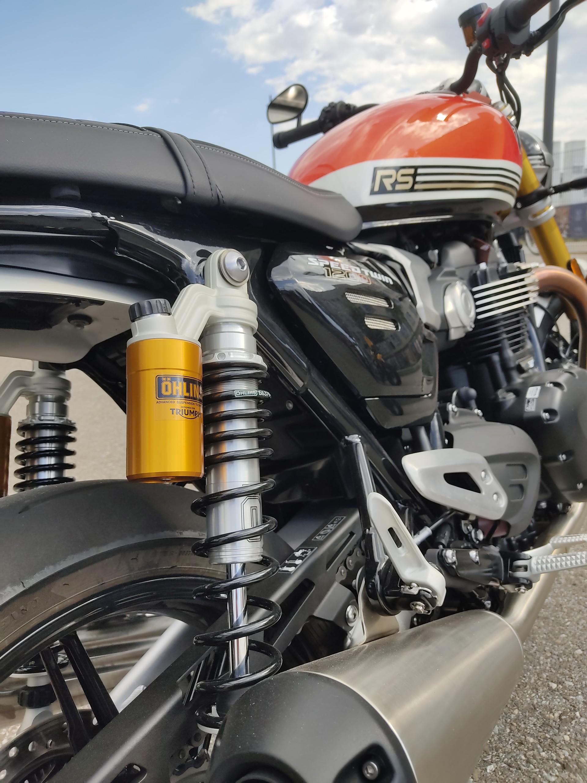 TRIUMPH Speed Twin 1200-image-6