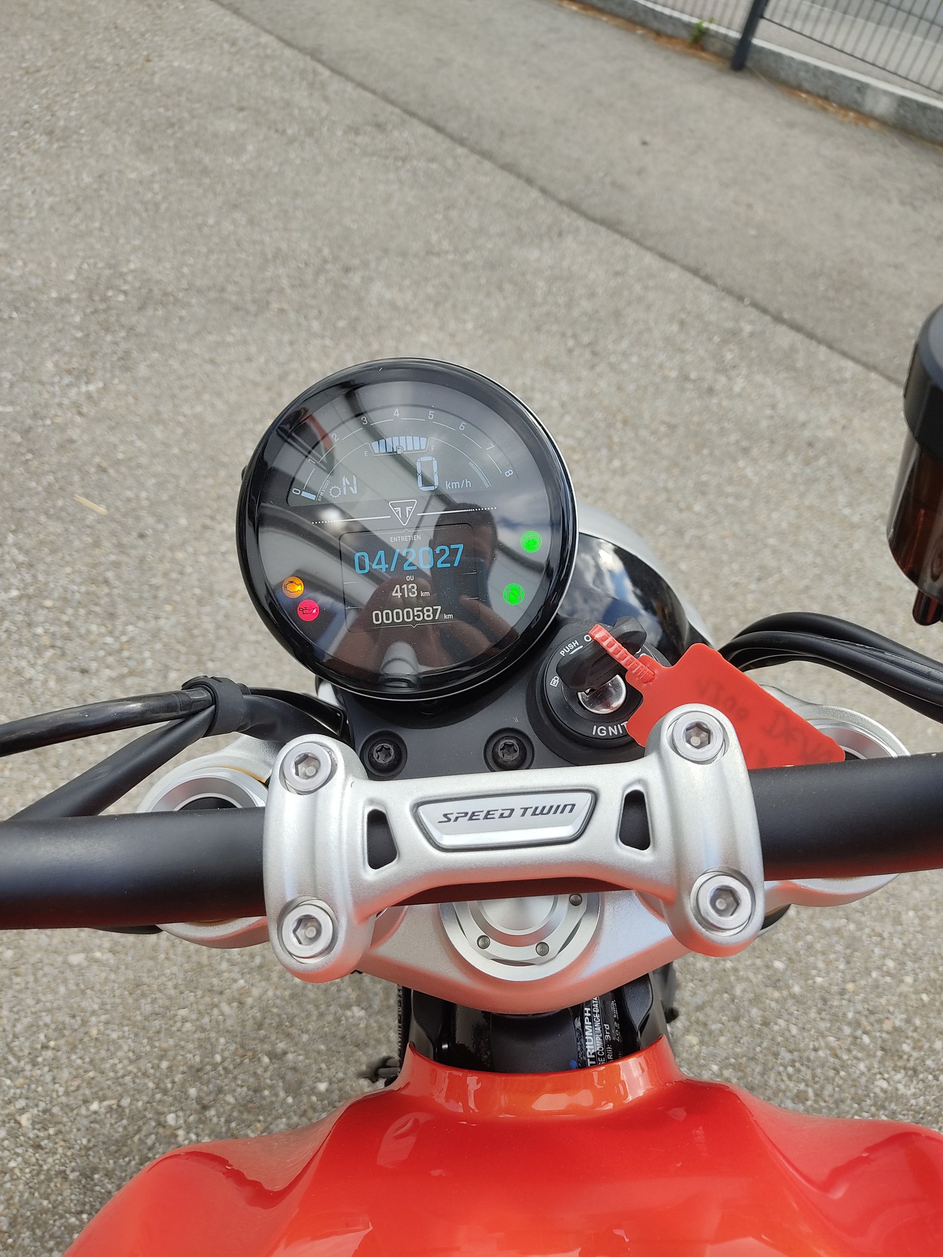 TRIUMPH Speed Twin 1200-image-10