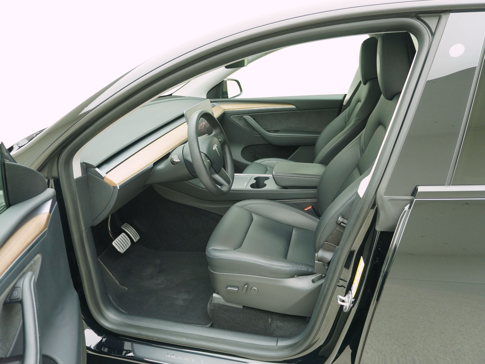 TESLA Model Y Performance-image-9
